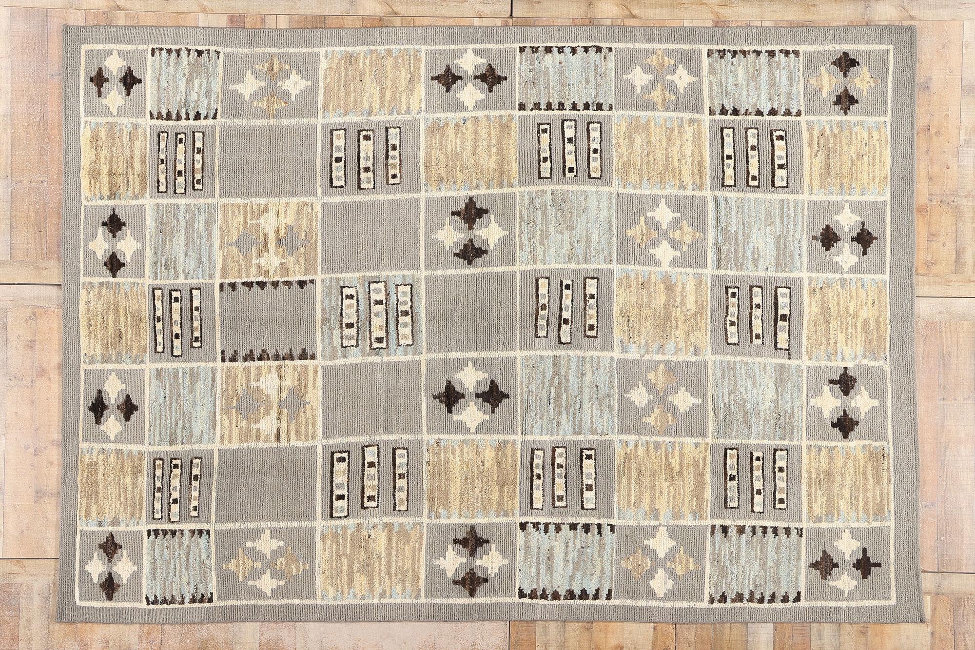 New Contemporary Earth-Tone Checkerboard Sahara Soumak Textured Carpet For Sale 2