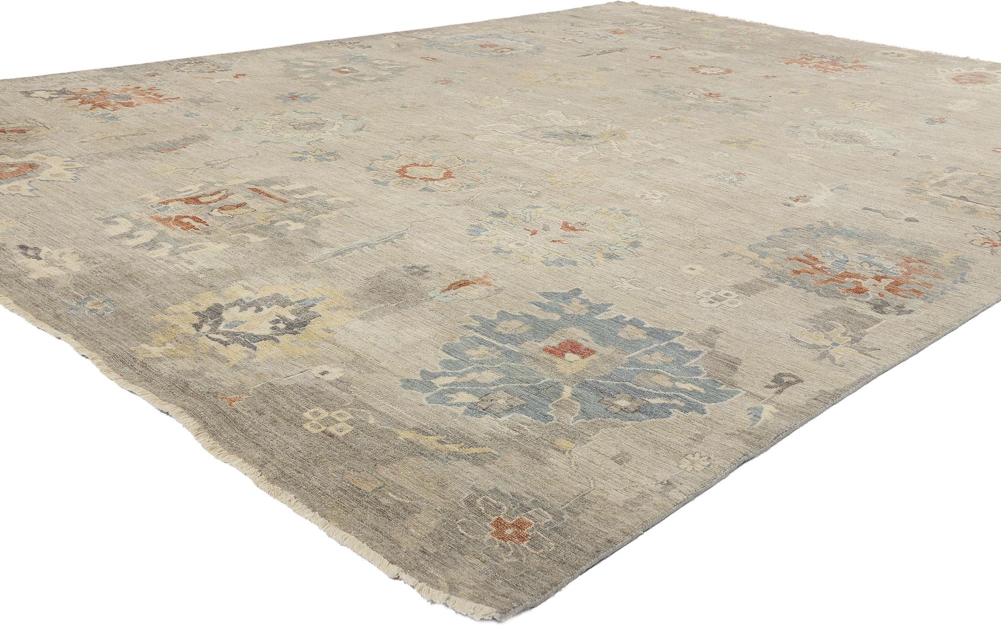 31052 Tapis moderne Oushak gris, 08'10 x 12'00. Entrez dans un sanctuaire d'élégance naturelle avec ce tapis Oushak moderne en laine nouée à la main dans les tons de terre, conçu pour incarner les principes du design biophilique. Fabriqué avec un