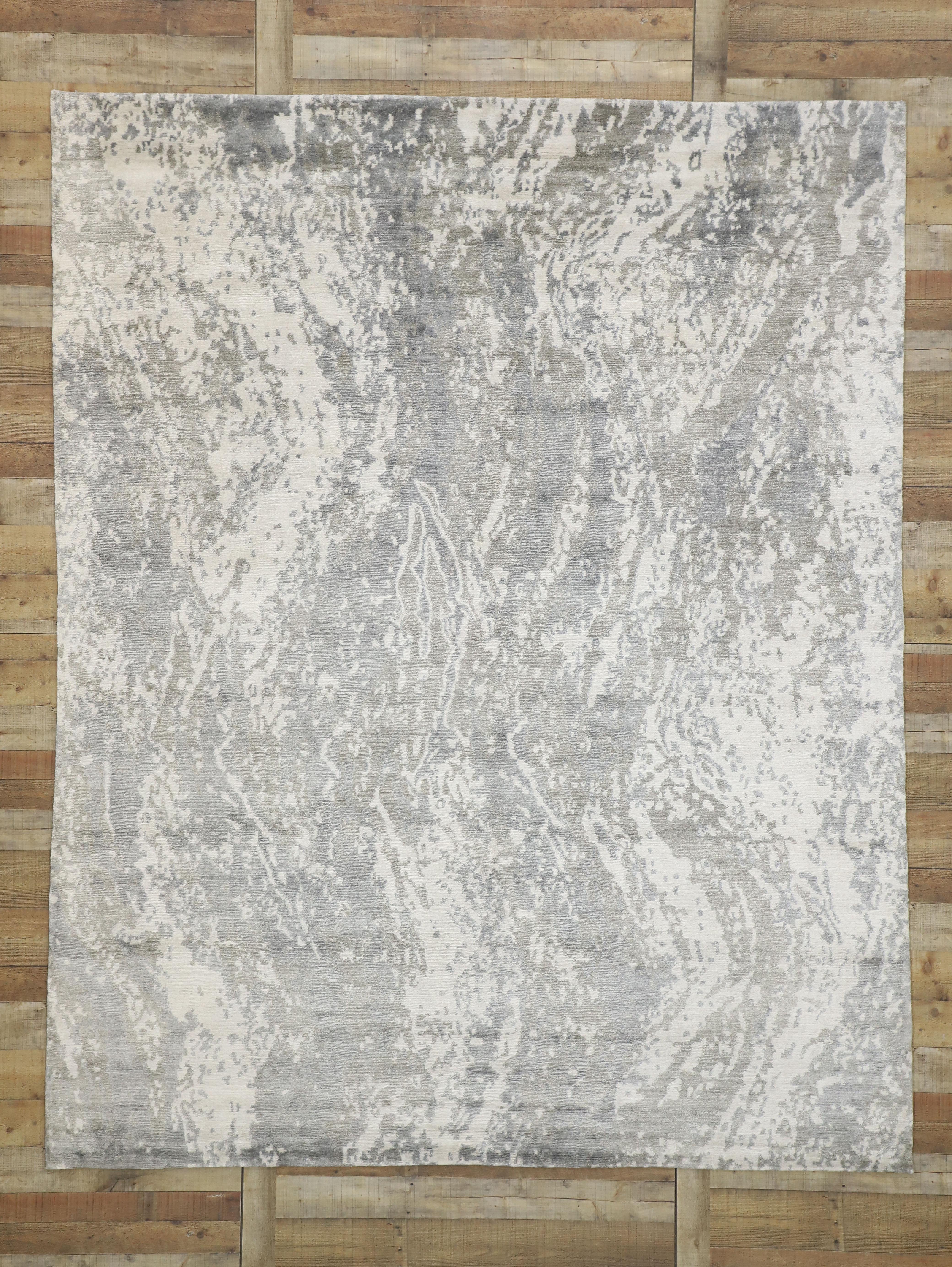 New Contemporary Gray Area Rug with Grunge Art Style In New Condition For Sale In Dallas, TX