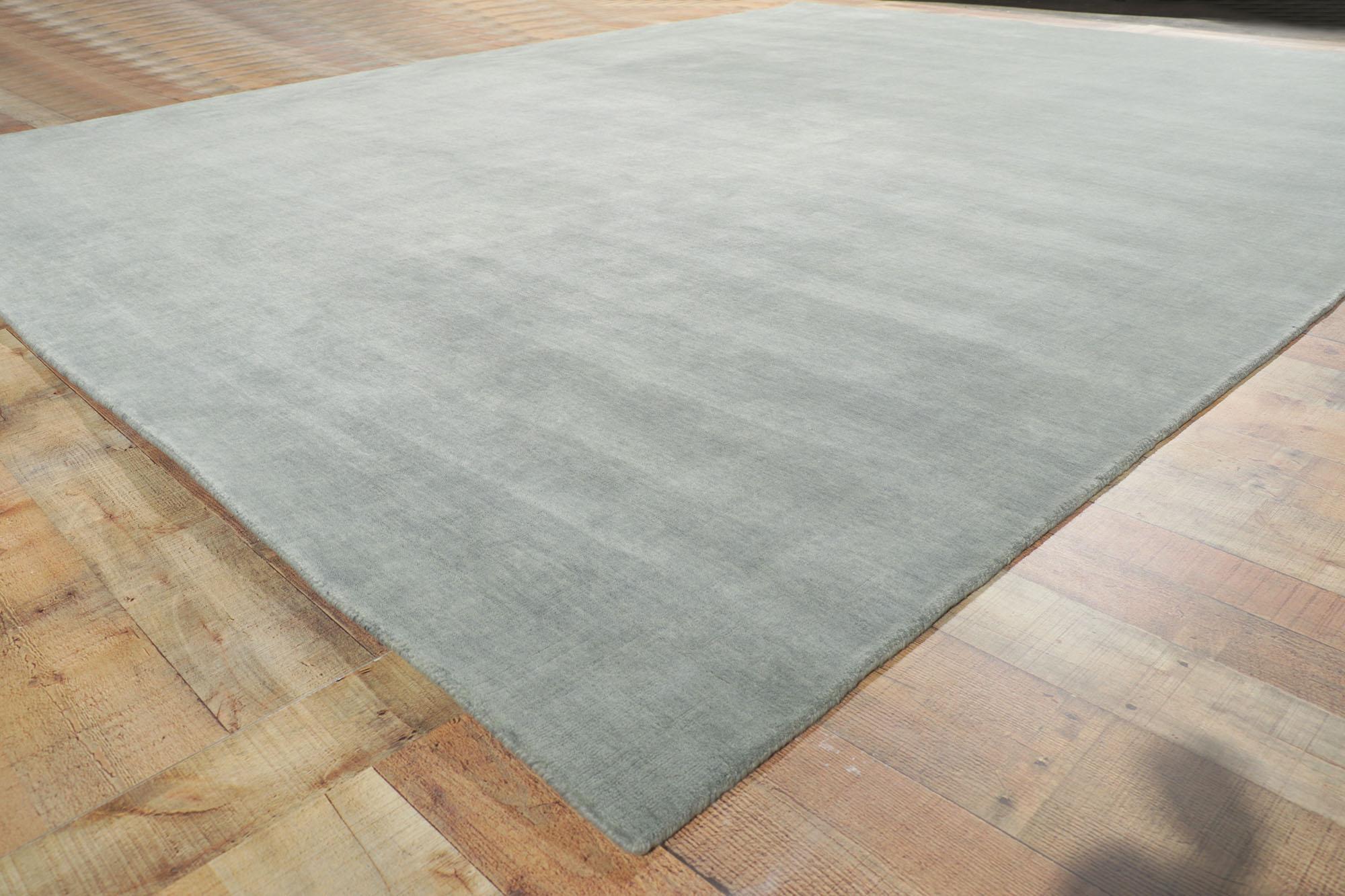 New Contemporary Gray Area Rug with Modern Style In New Condition For Sale In Dallas, TX