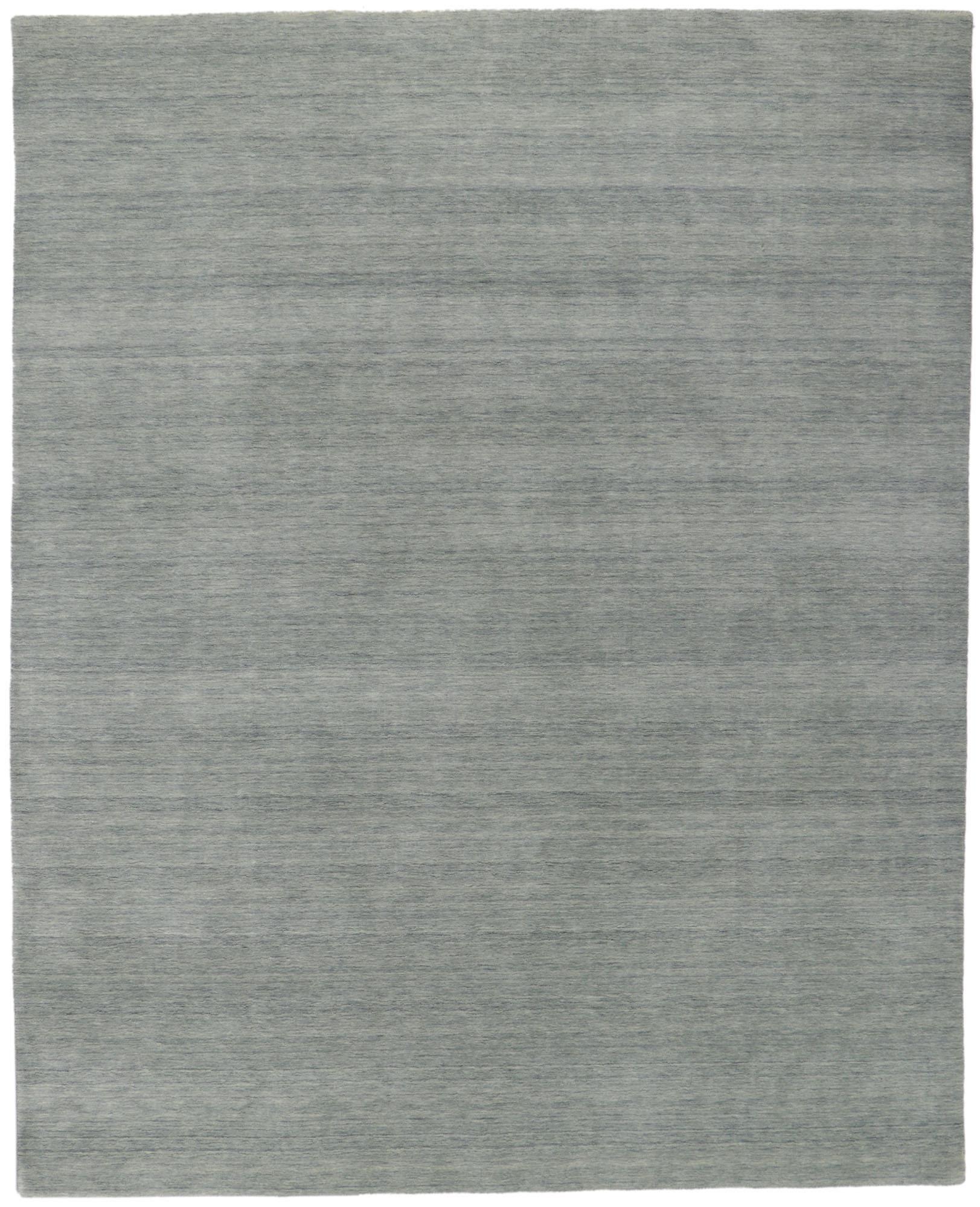 New Contemporary Gray Area Rug with Modern Style For Sale 3