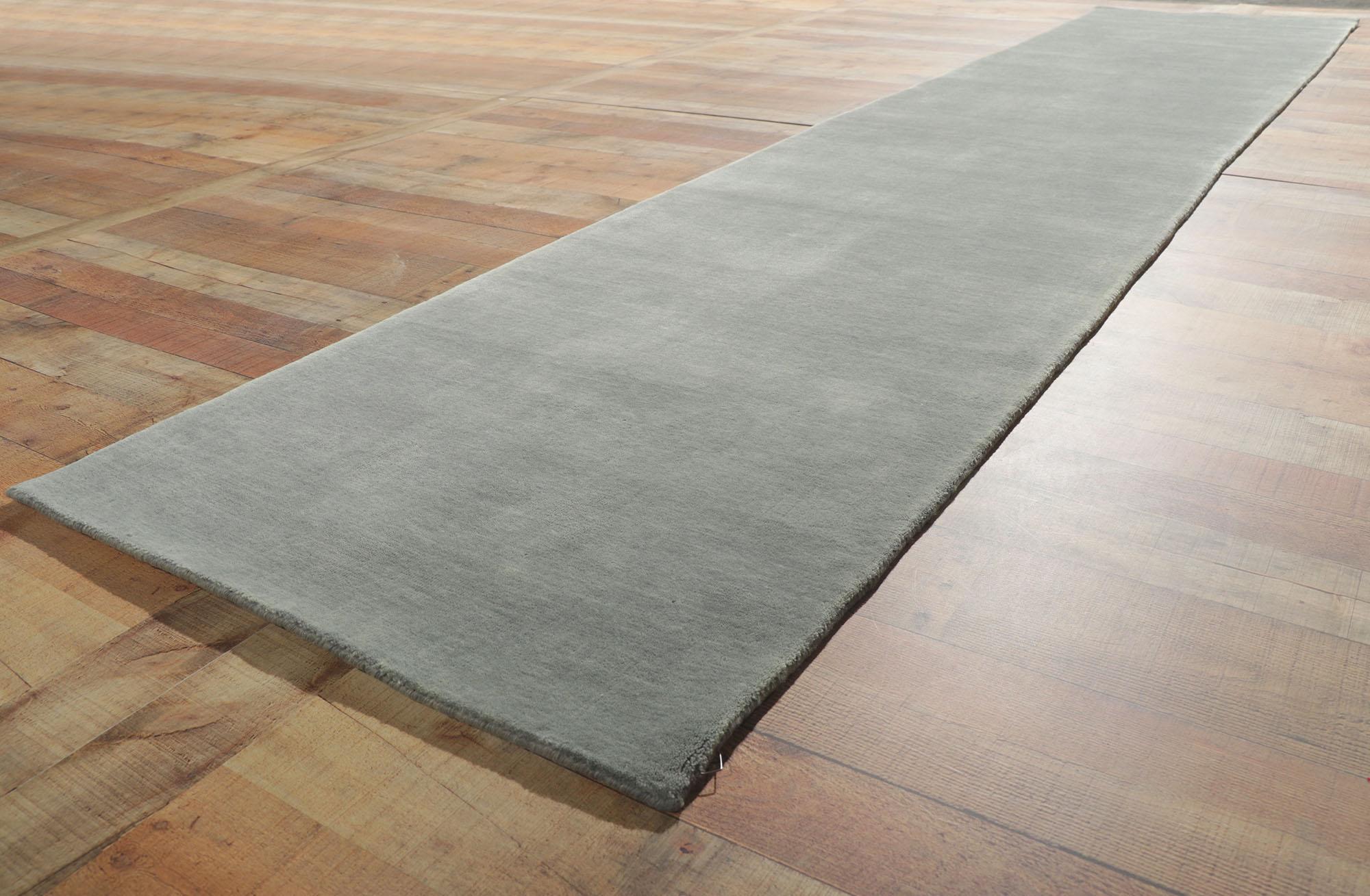 Wool New Contemporary Grey Hallway Runner with Modern Style For Sale