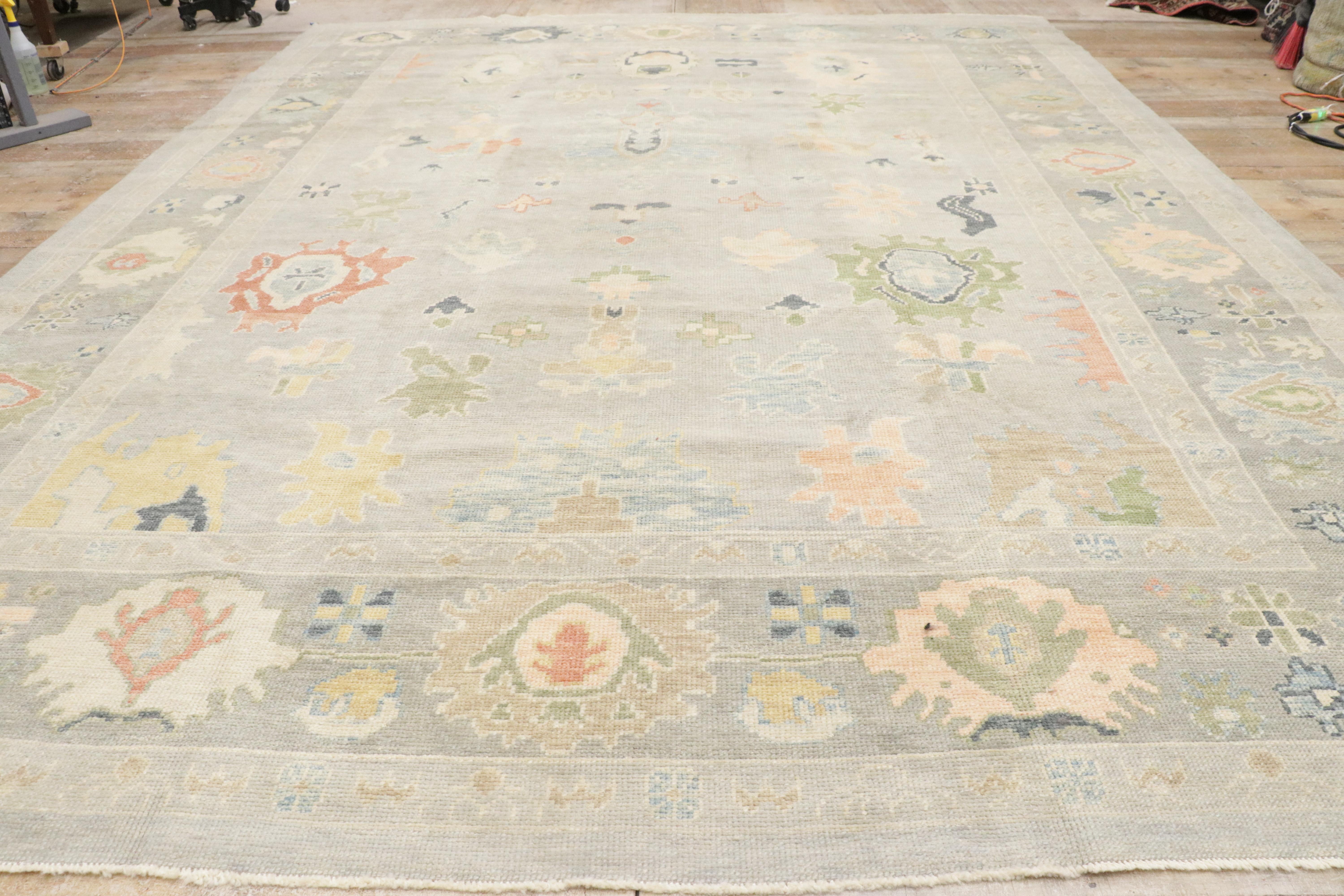 Zeitgenössischer grauer türkischer Oushak-Teppich im modernen Küstenhausstil im Angebot 5