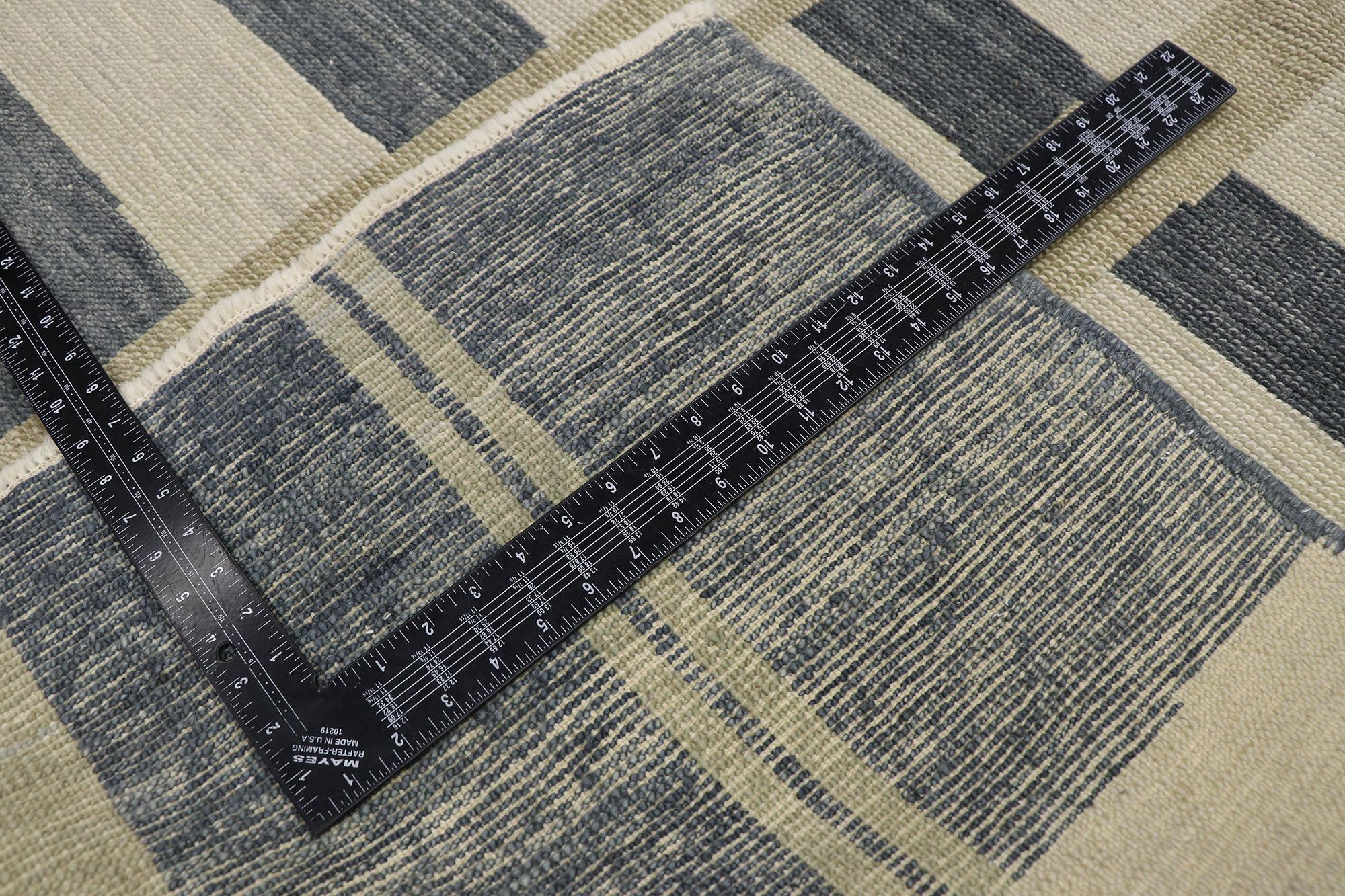 New Modern Gray Plaid Tartan Rug with Ivy League Style In New Condition For Sale In Dallas, TX