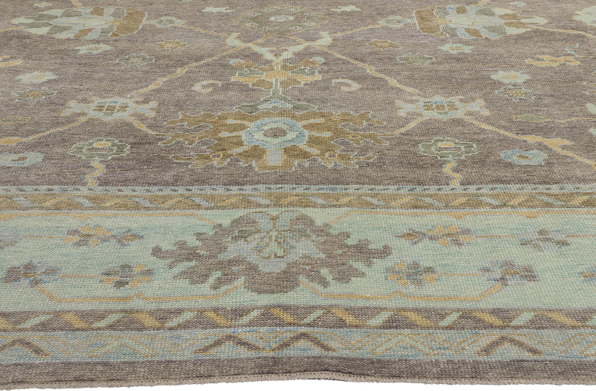 Neuer Contemporary Grau Türkisch Oushak Teppich mit Transitional Style (Handgeknüpft) im Angebot