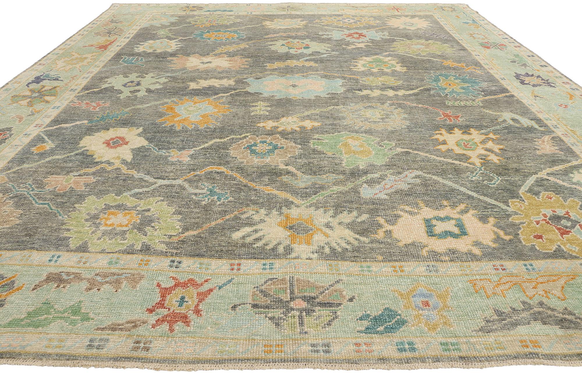 New Contemporary Grey Turkish Oushak Carpet with Pastels, 09'10 x 13'08 (Türkisch) im Angebot