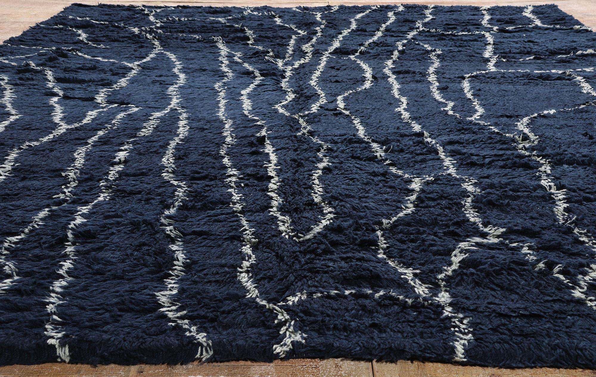 Nueva alfombra marroquí índigo contemporánea de estilo moderno en venta 1