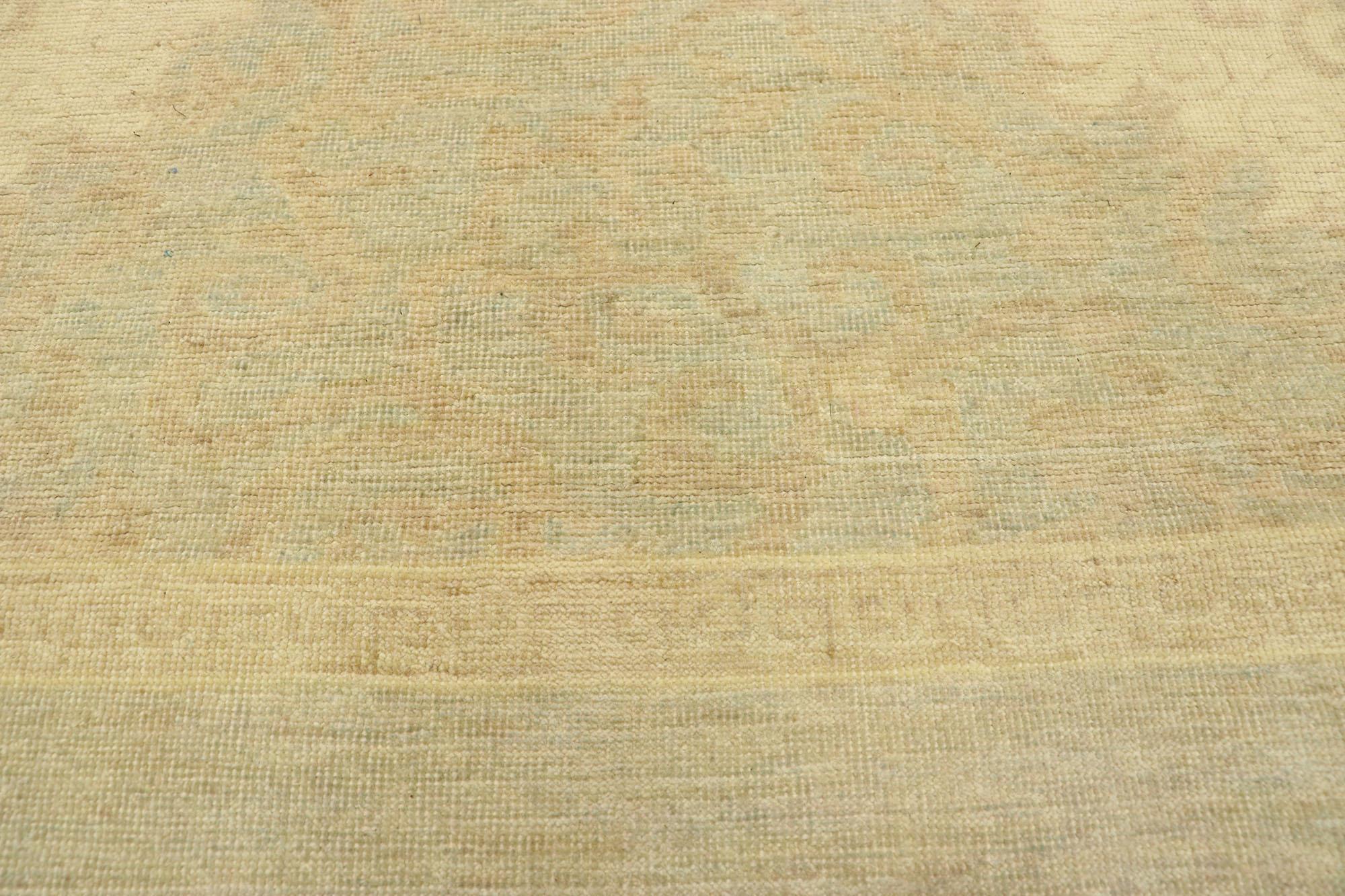 Zeitgenössischer Khotan-Galerie-Teppich im Übergangsstil (Handgeknüpft) im Angebot
