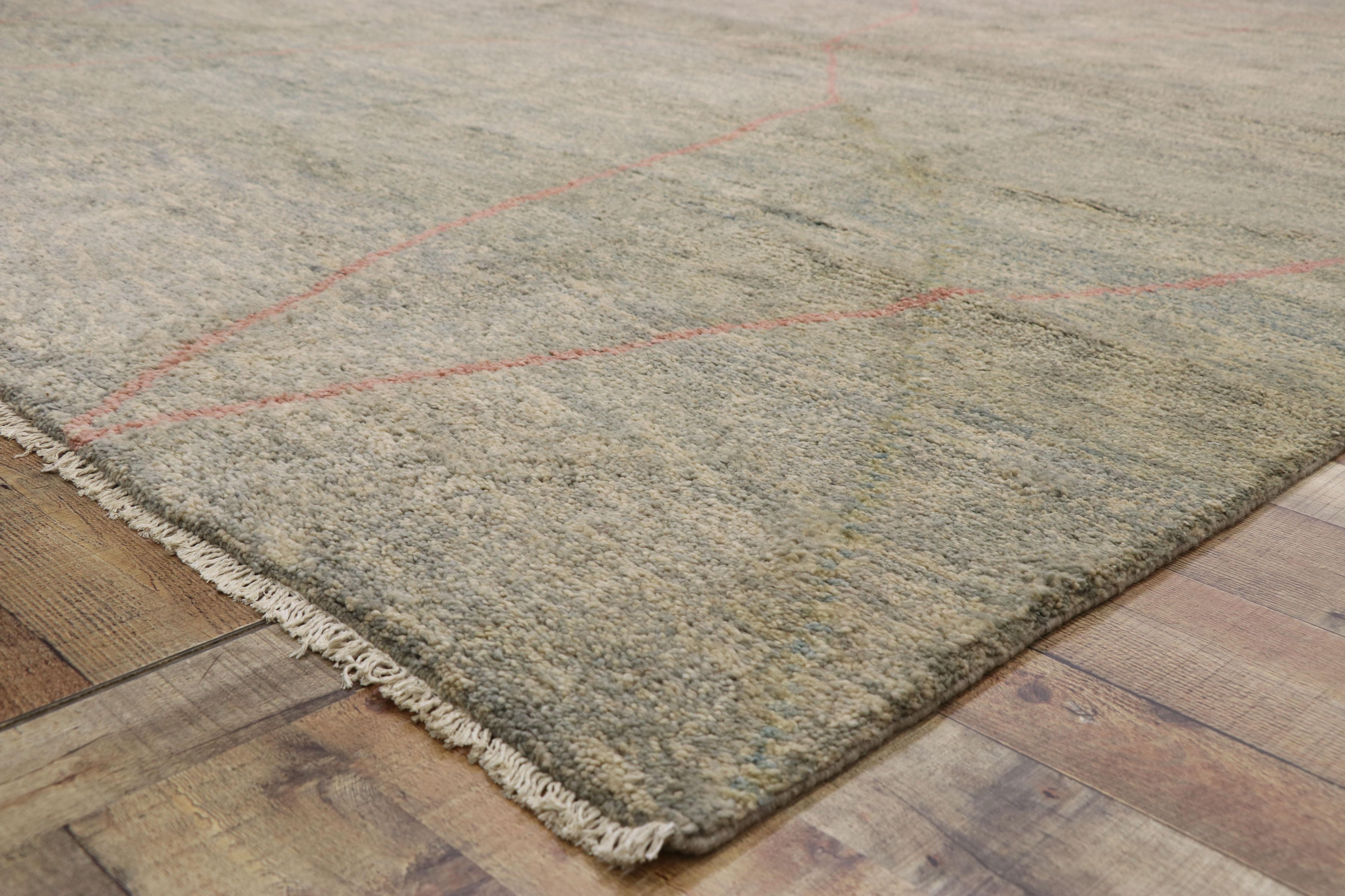 Alfombra marroquí moderna y terrosa, el boho etéreo se une a la cohesión acogedora en Nuevo estado para la venta en Dallas, TX