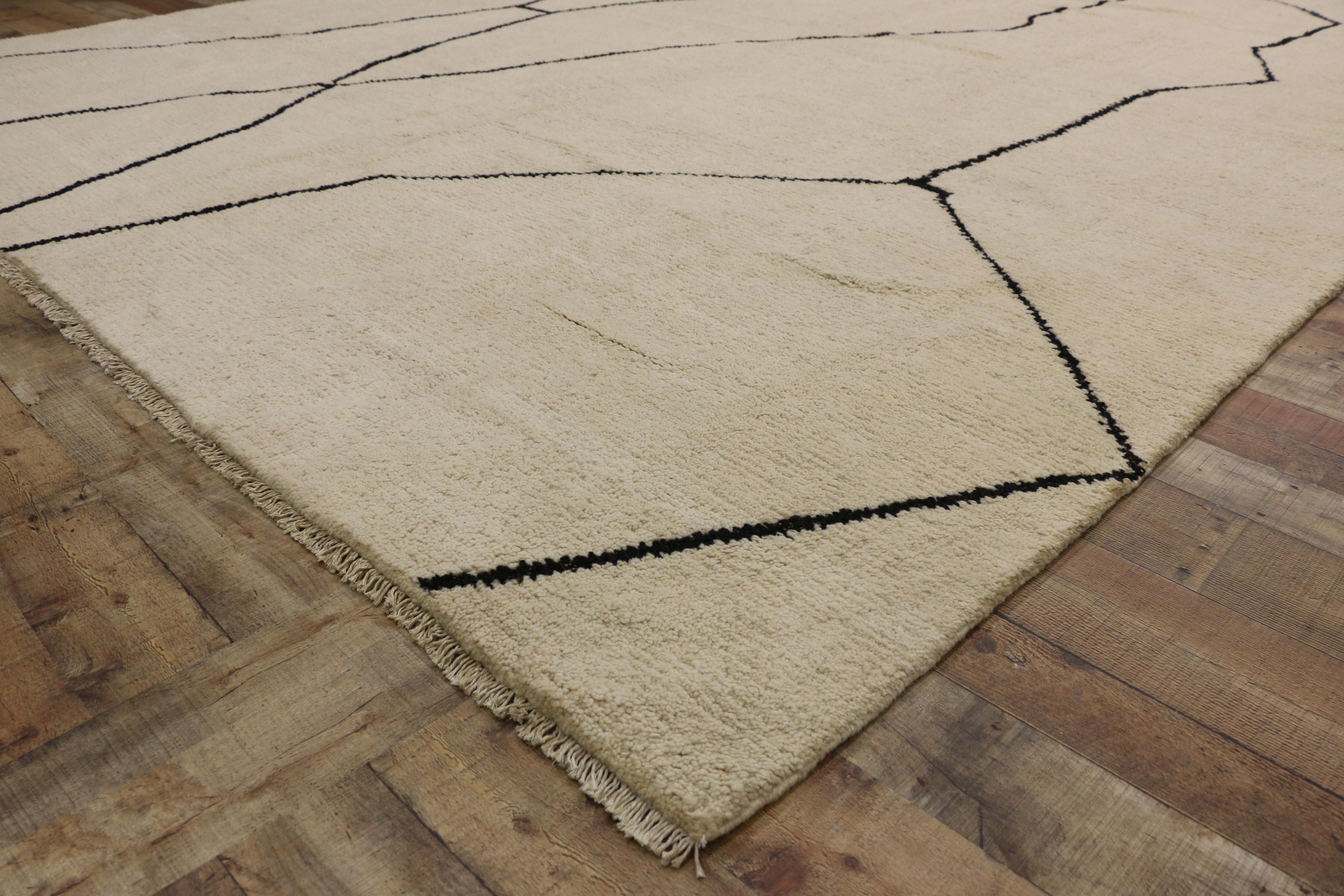 New Contemporary Moroccan Area Rug with Metamorphic Design and Modern Style In New Condition For Sale In Dallas, TX