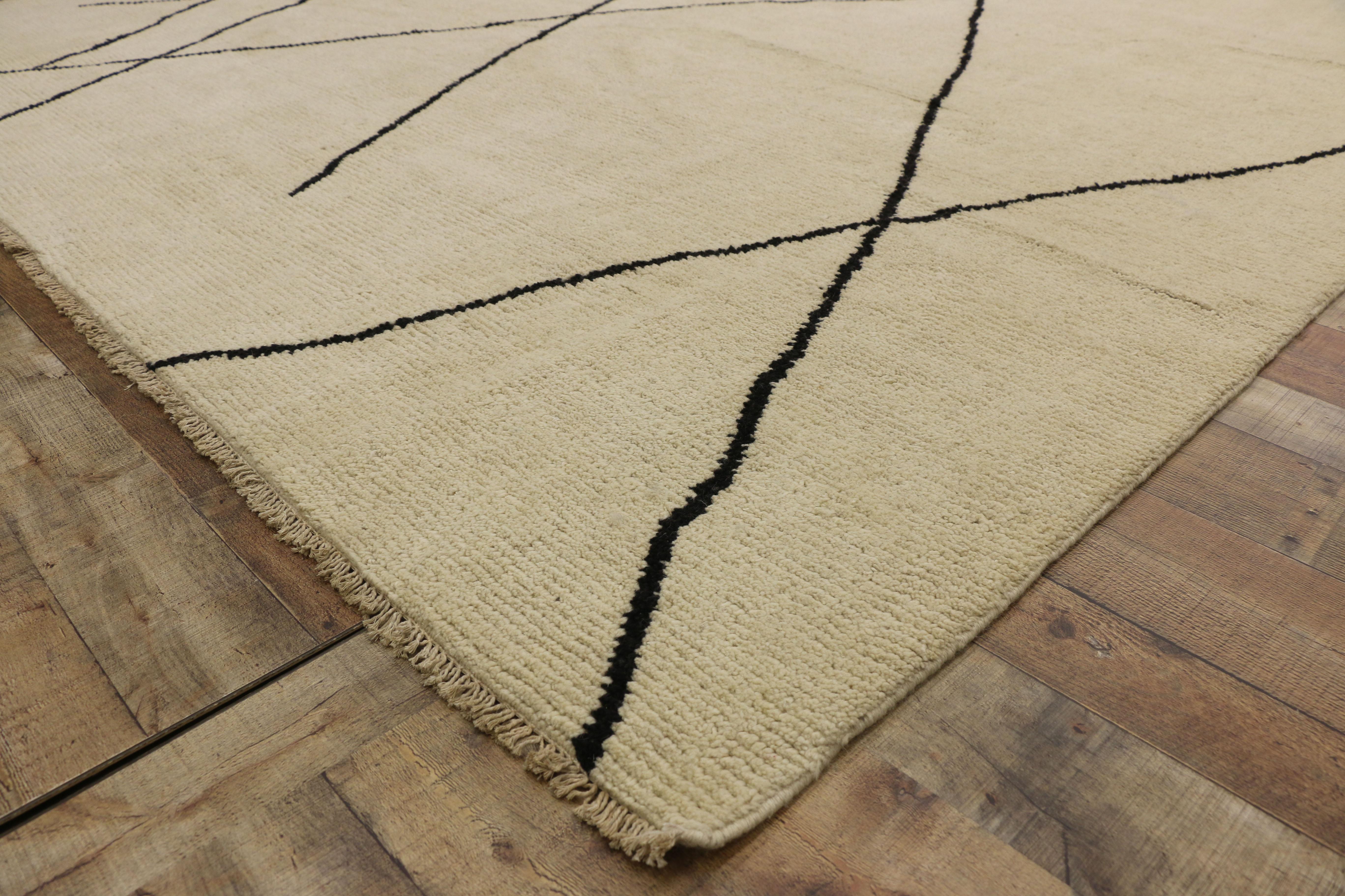 New Contemporary Moroccan Area Rug with Modern Style In New Condition For Sale In Dallas, TX
