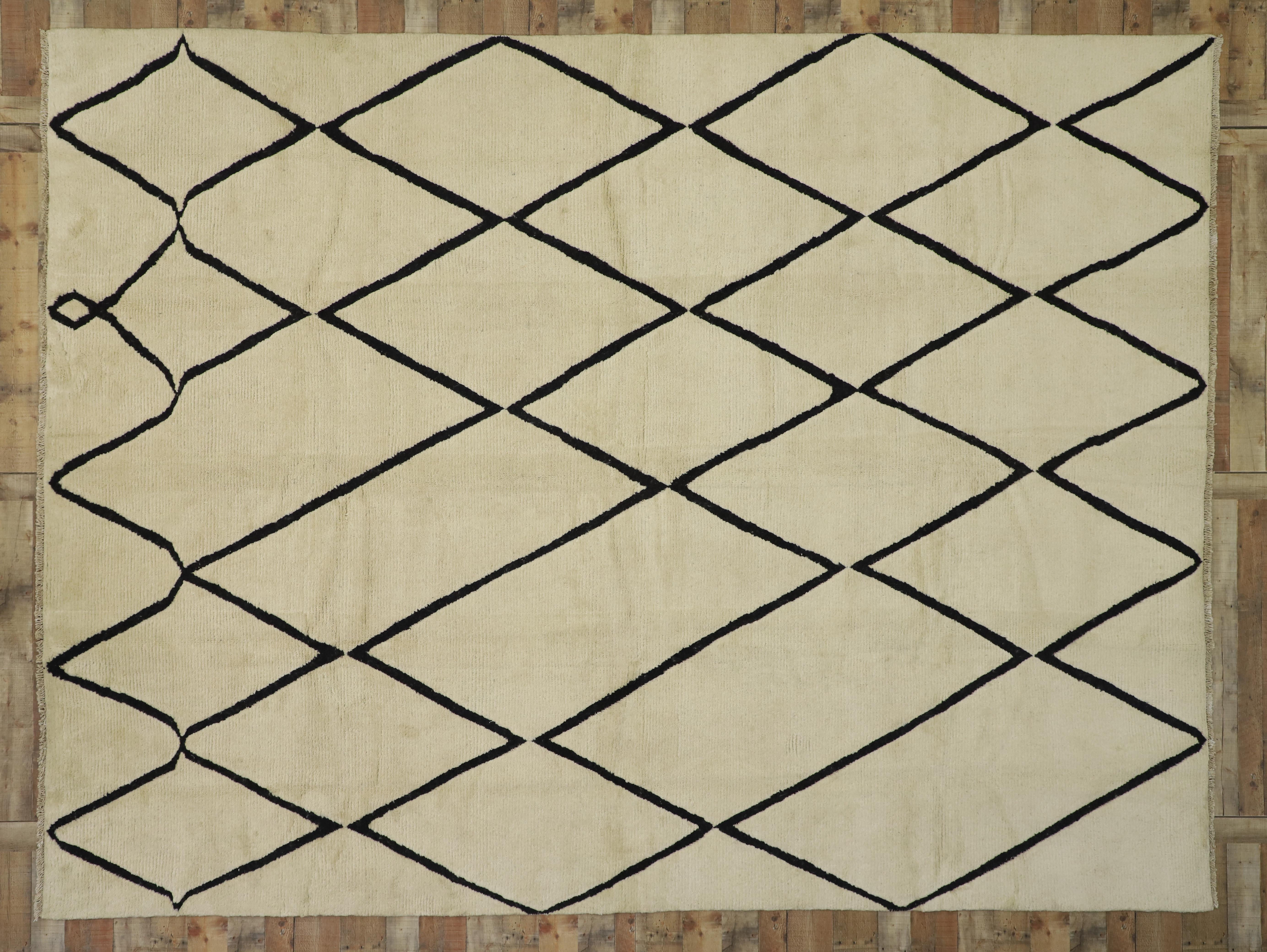 New Contemporary Moroccan Area Rug with Modernist Style For Sale 1