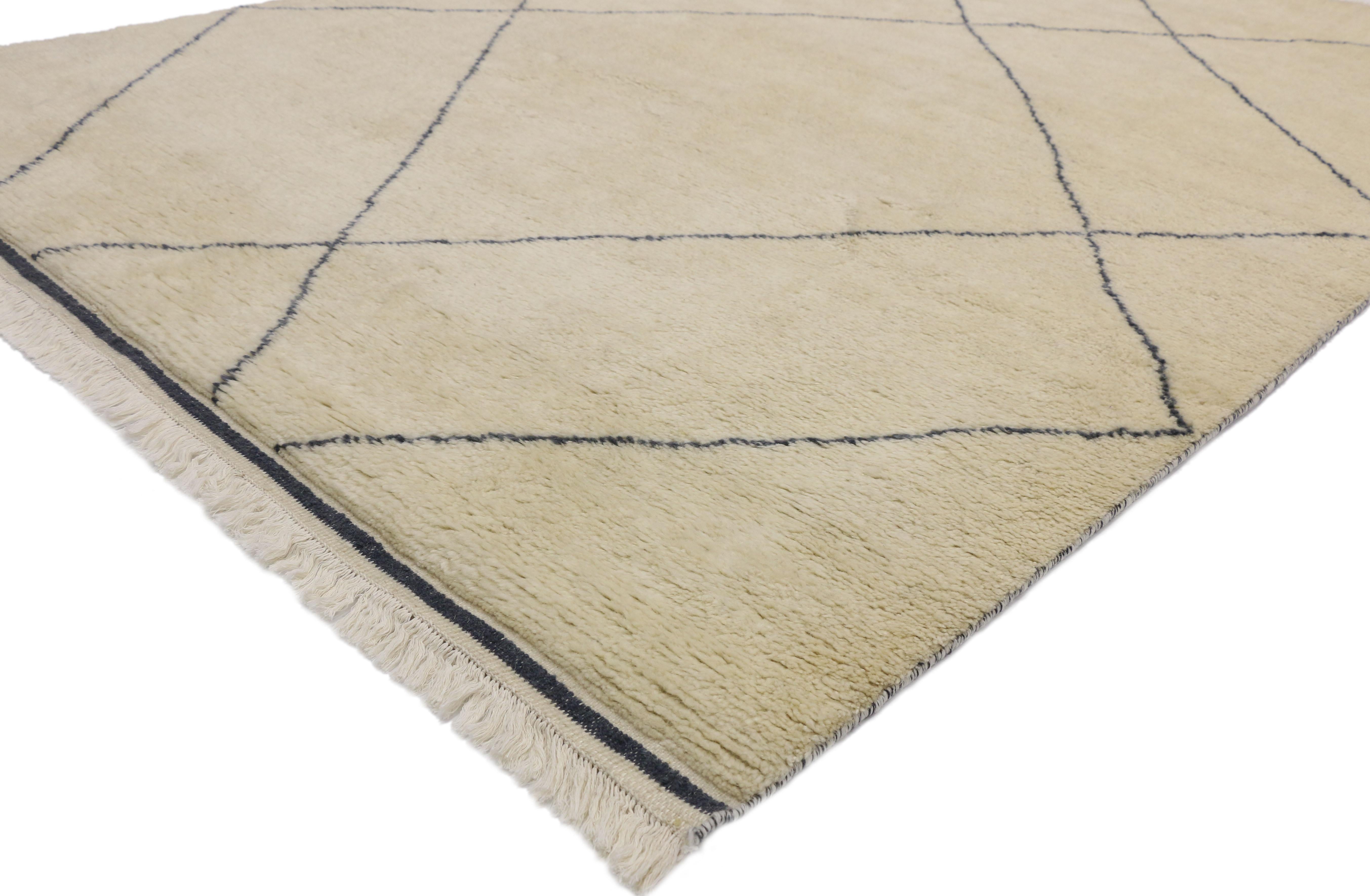 30484 New Contemporary Moroccan Area Rug with Mid-Century Modern Style and Hygge Vibes 06'01 x 08'08. With its simplicity, plush pile and Mid-Century Modern vibes, this hand knotted wool contemporary Moroccan style rug provides a feeling of cozy