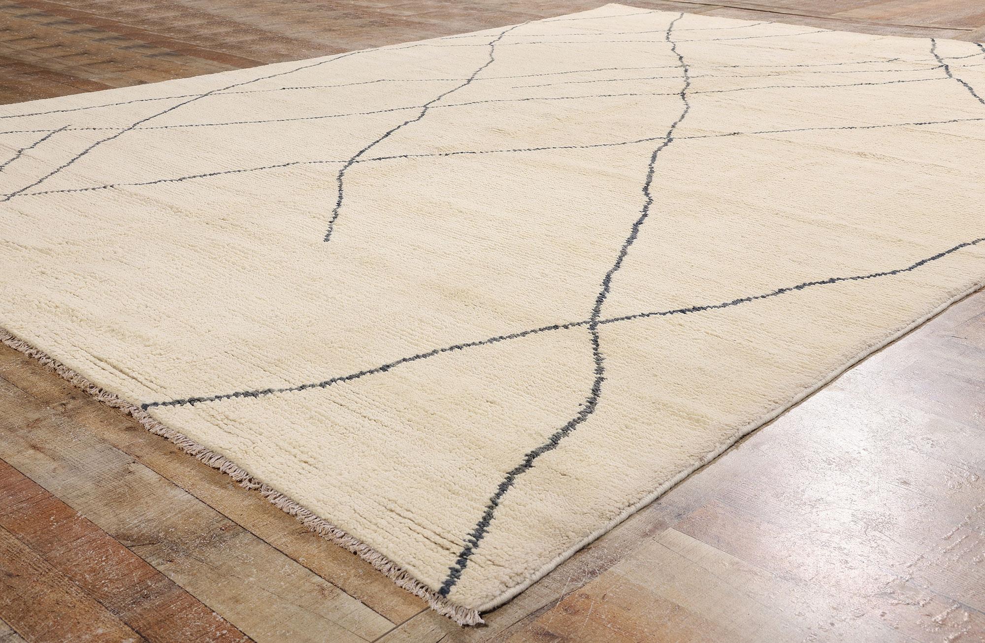 New Contemporary Moroccan Carpet mit Modernität (Wolle) im Angebot