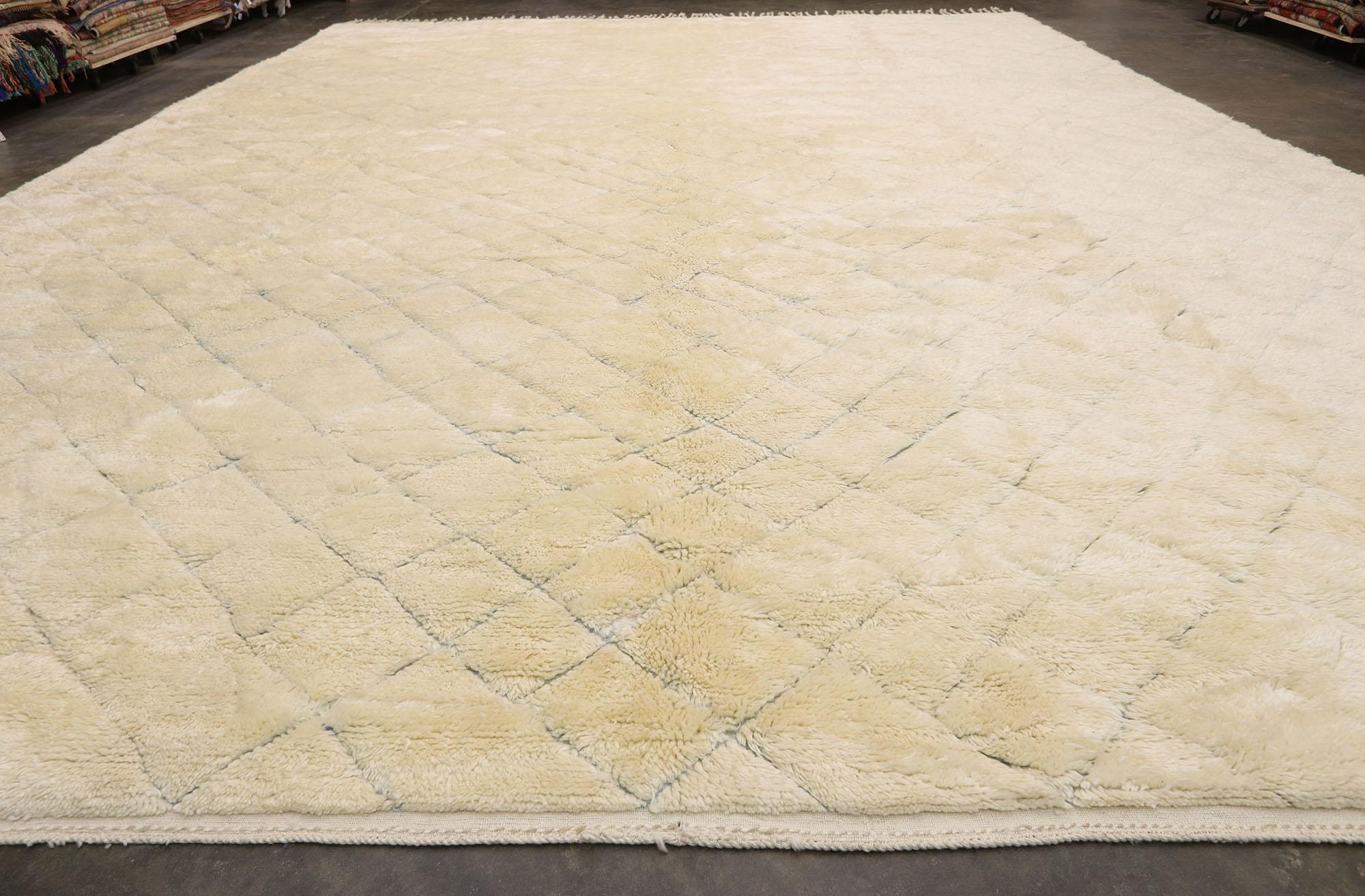 Oversized Neutral Moroccan Rug, Organic Modern Style Marries Subtle Shibui For Sale 3