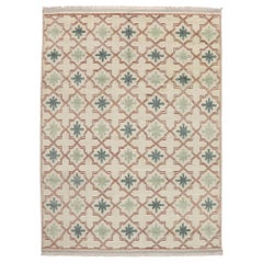 Nouveau tapis marocain contemporain avec style méditerranéen moderne