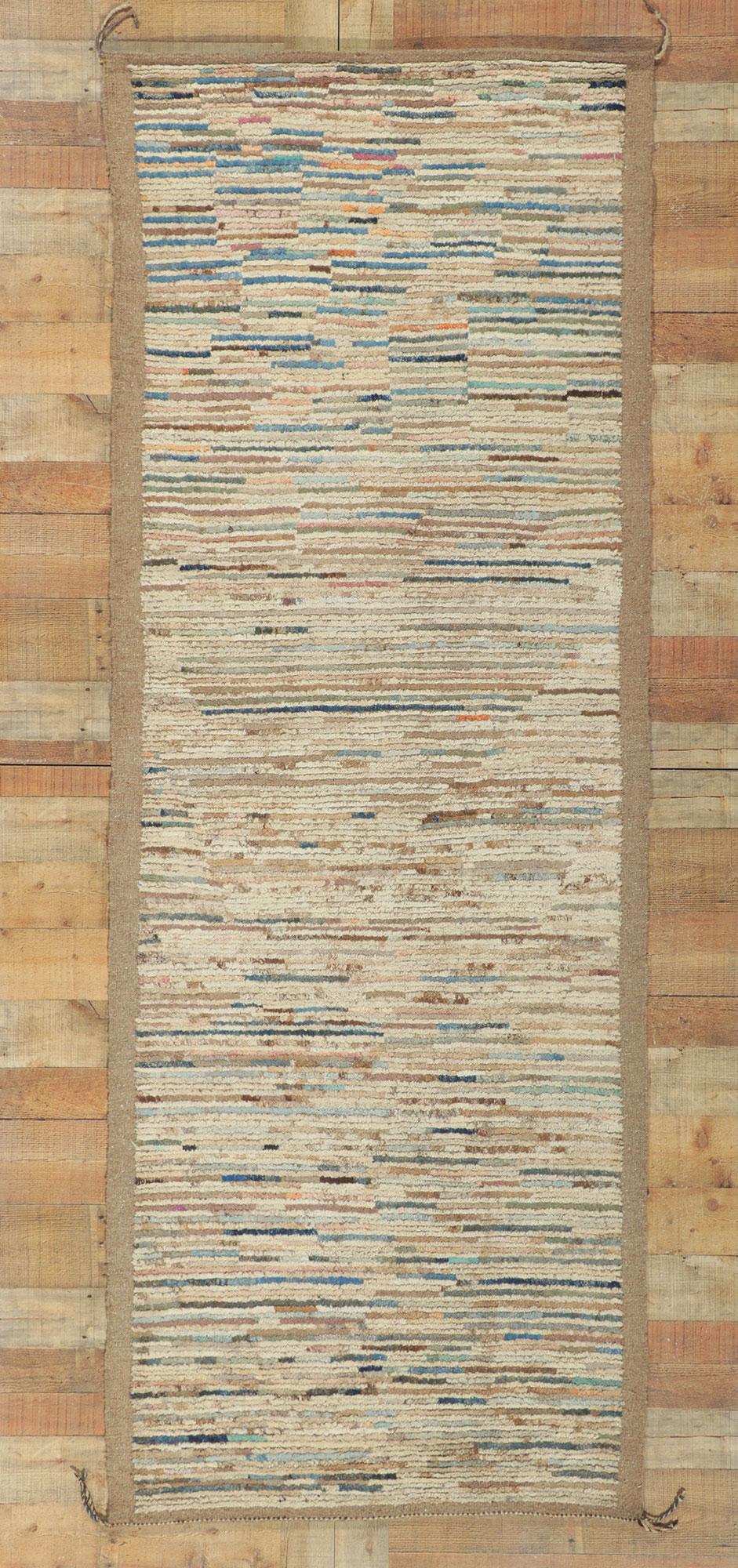 New Contemporary Moroccan Runner with Modern Style In New Condition For Sale In Dallas, TX