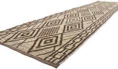 Nouveau tapis de couloir marocain contemporain  poils courts