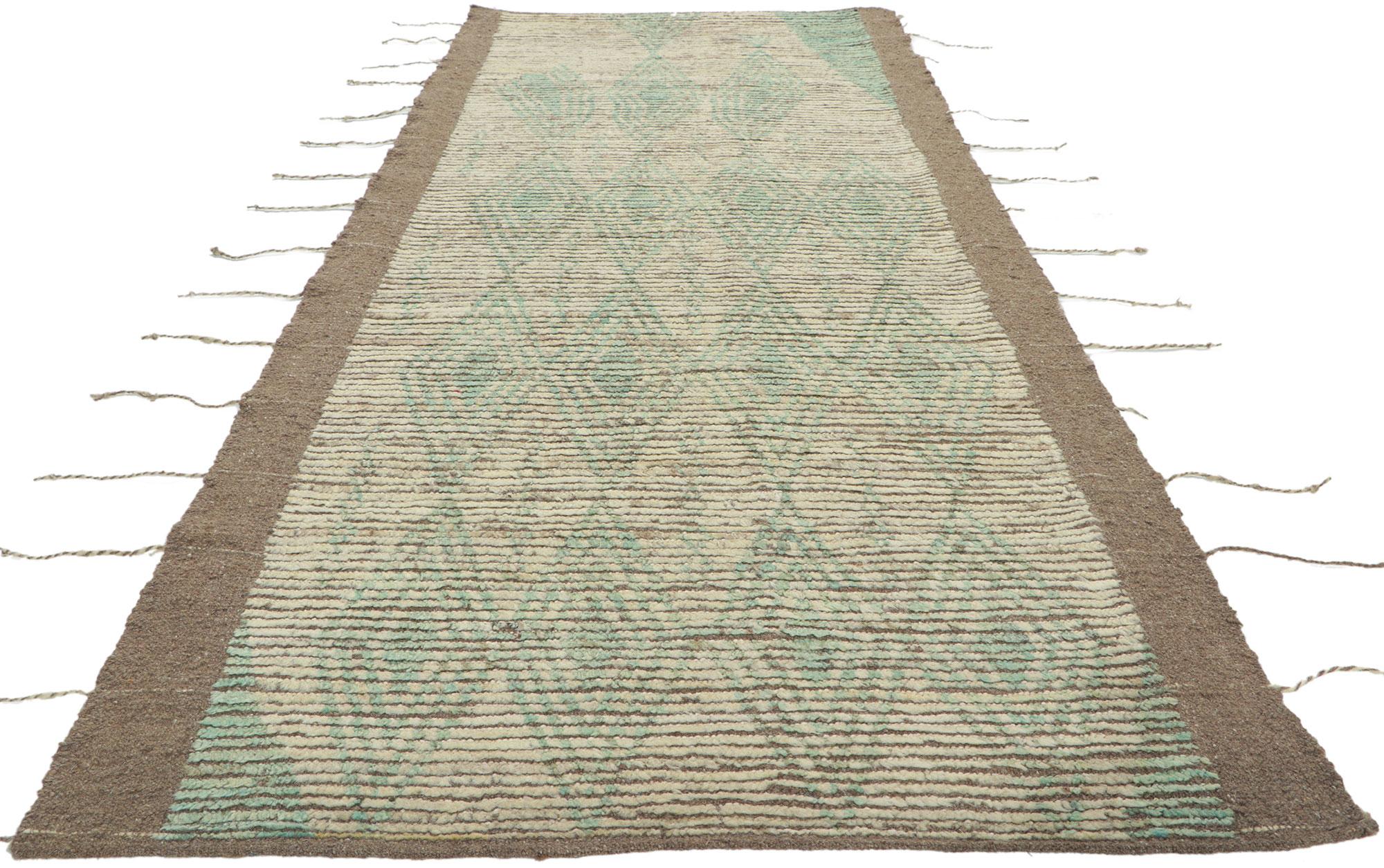 Moderne Nouveau tapis de couloir contemporain marocain à poils courts en vente