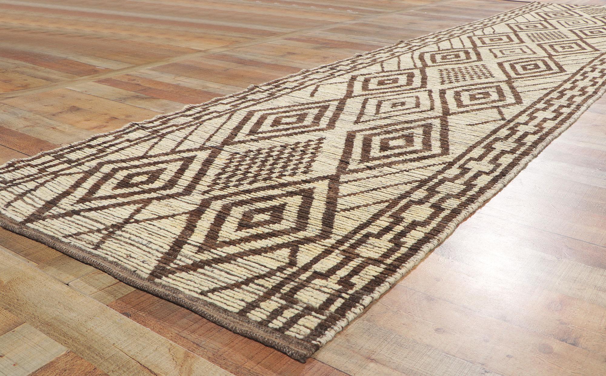New Contemporary Moroccan Runner with Short Pile In New Condition For Sale In Dallas, TX