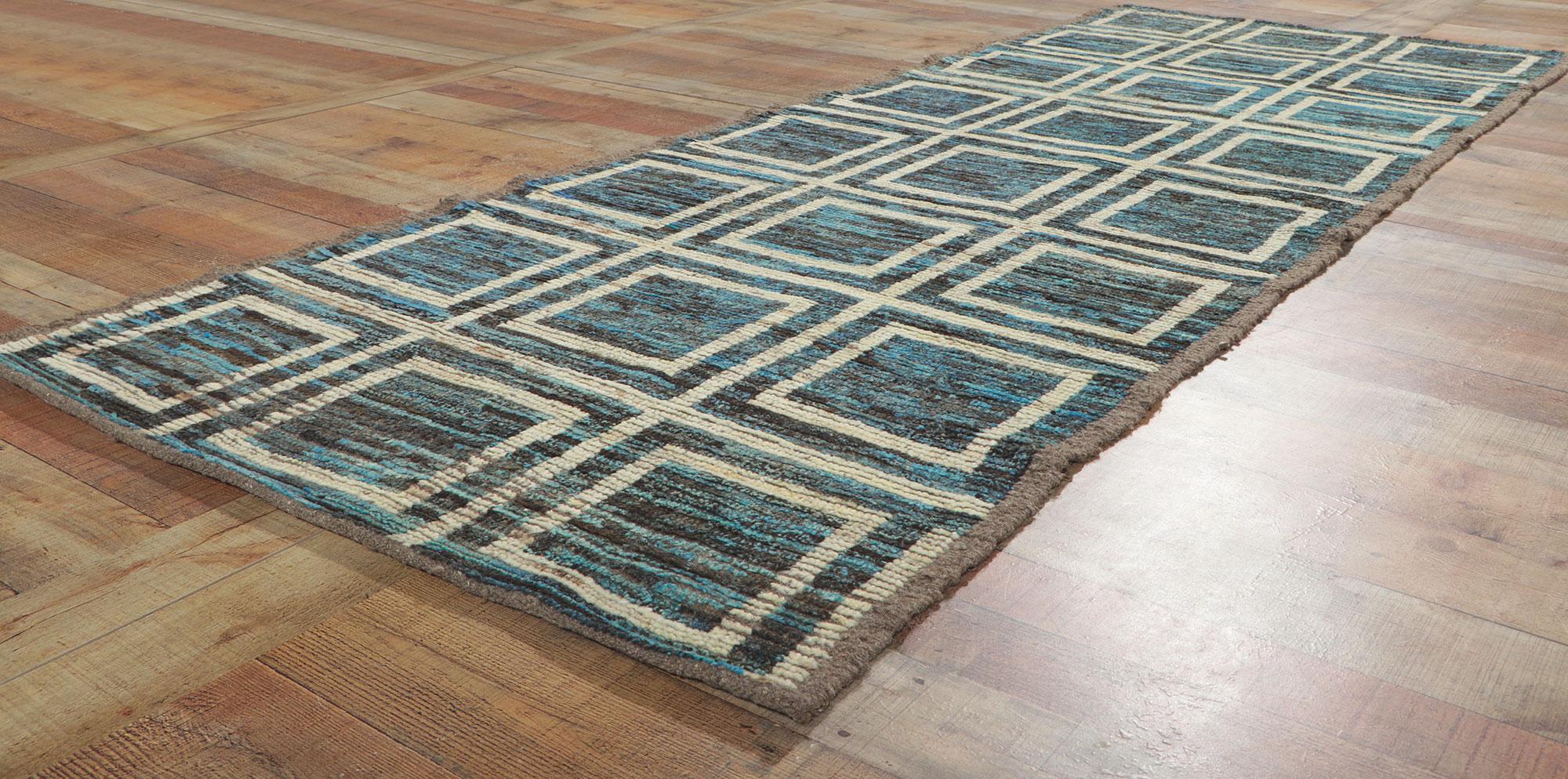 New Contemporary Moroccan Style Runner with Short Pile In New Condition For Sale In Dallas, TX