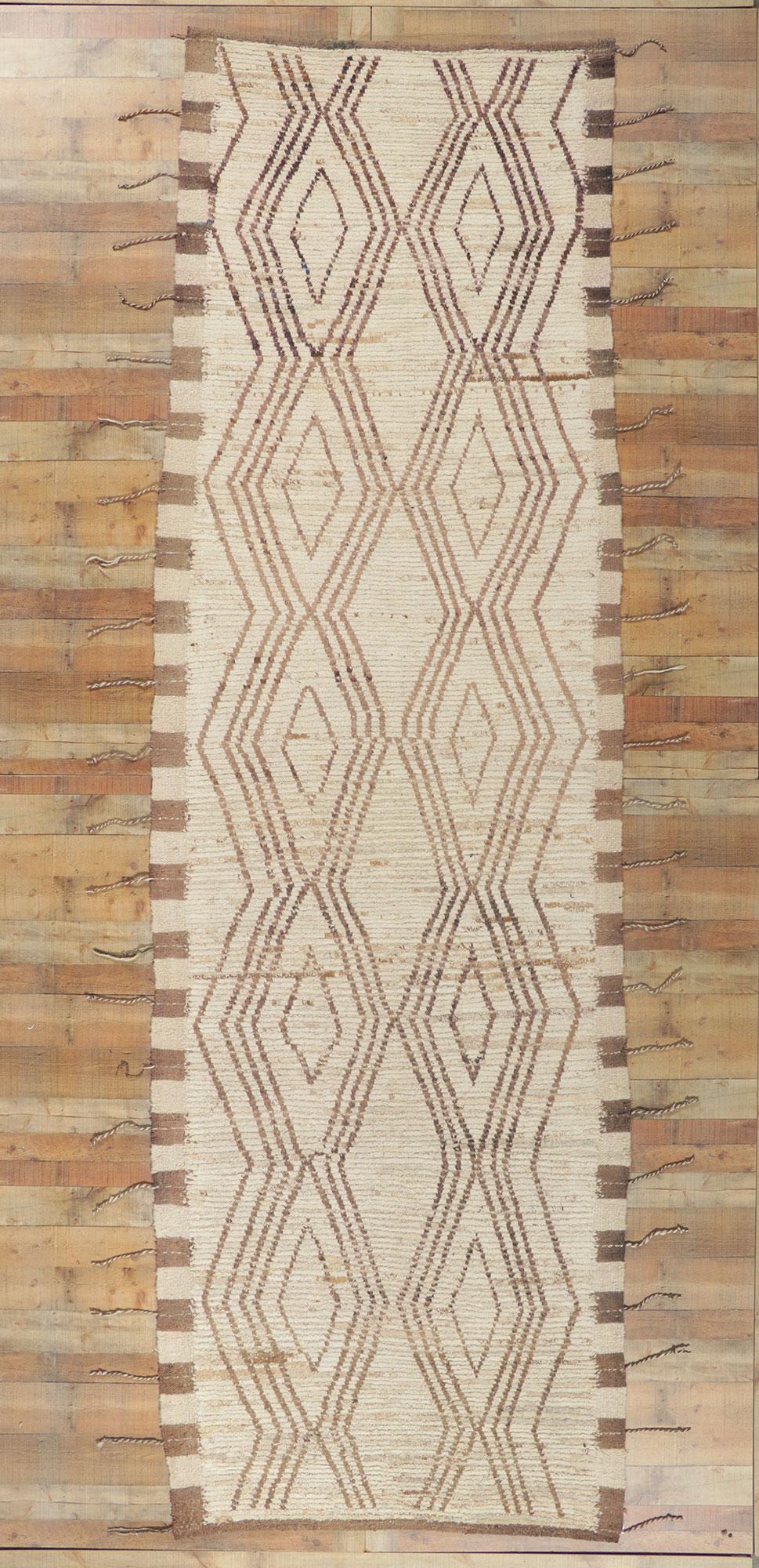 Laine Nouveau tapis de couloir marocain contemporain à poils courts en vente