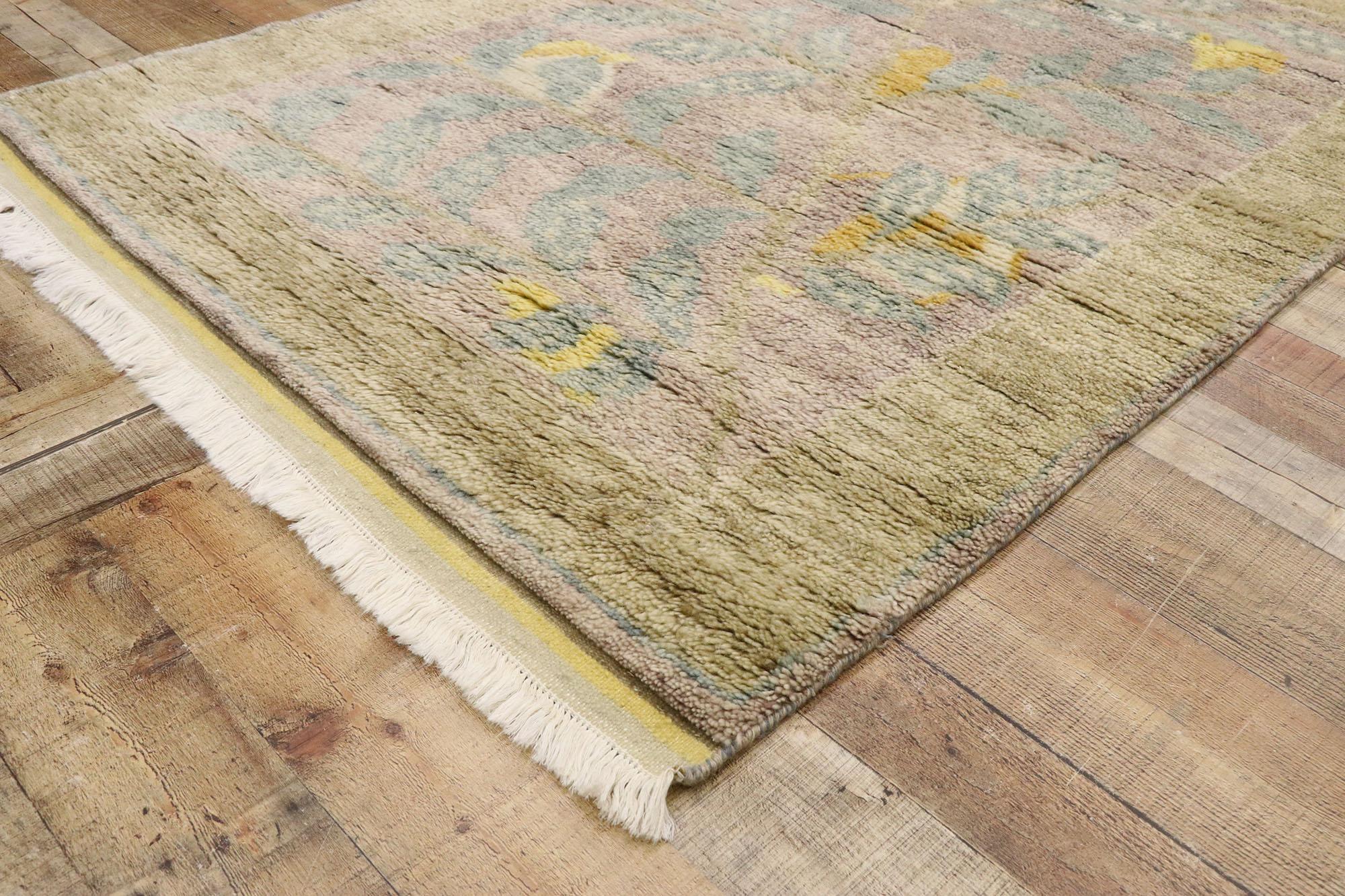 New Contemporary Moroccan Style Area Rug with Postmodern Biophilic Design In New Condition For Sale In Dallas, TX