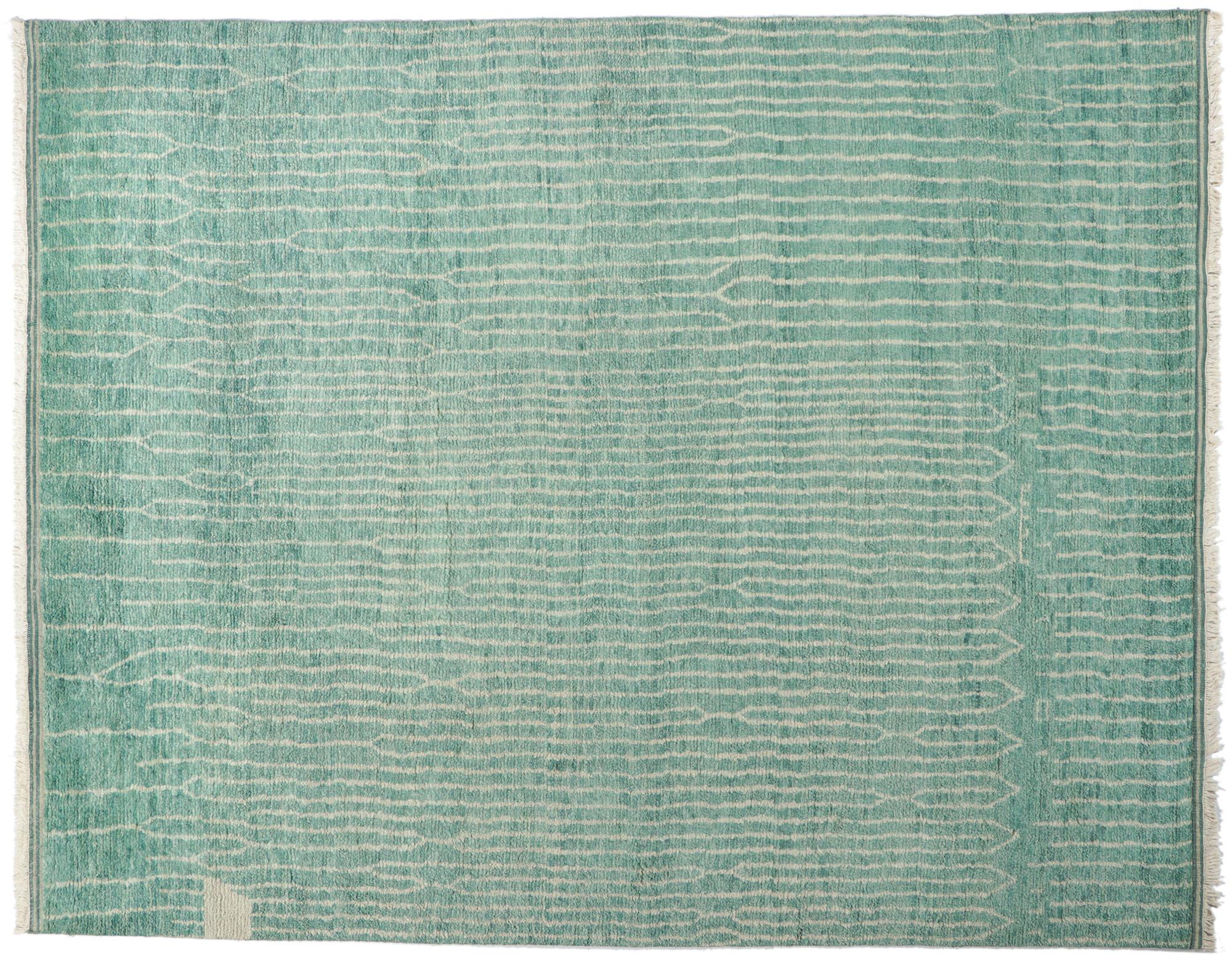 30774 New Contemporary Moroccan Style Rug 09'04 x 11'07. Ce tapis contemporain de style marocain, en laine nouée à la main, est une vision captivante de la beauté tissée. Il évoque un chalet côtier avec des couleurs qui rappellent le verre de mer et