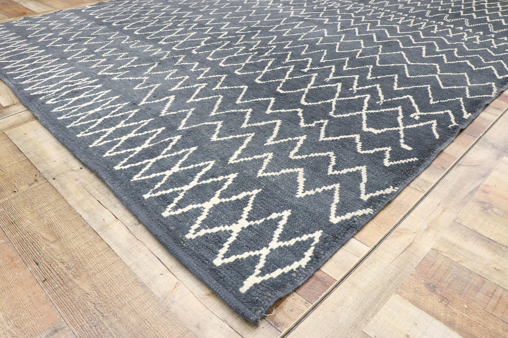 New Contemporary Moroccan Style Rug with Diamond Pattern and Chevron Design In New Condition For Sale In Dallas, TX