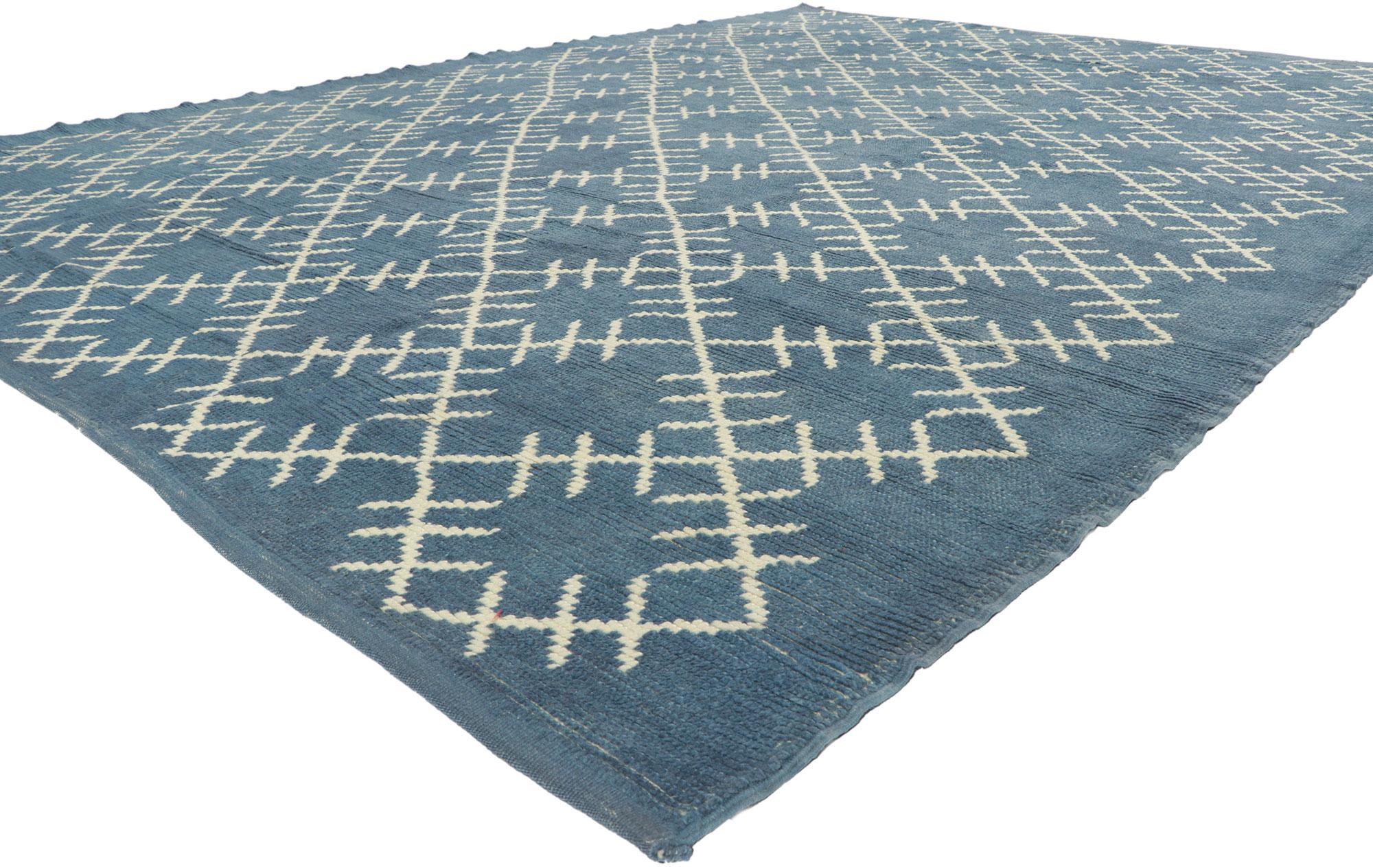 53449, new contemporary Moroccan style rug with Geometric Print. Simplicity meets incredible detail and texture, this hand knotted wool contemporary Moroccan rug is a captivating vision of woven beauty and a joy to walk upon. The abrashed