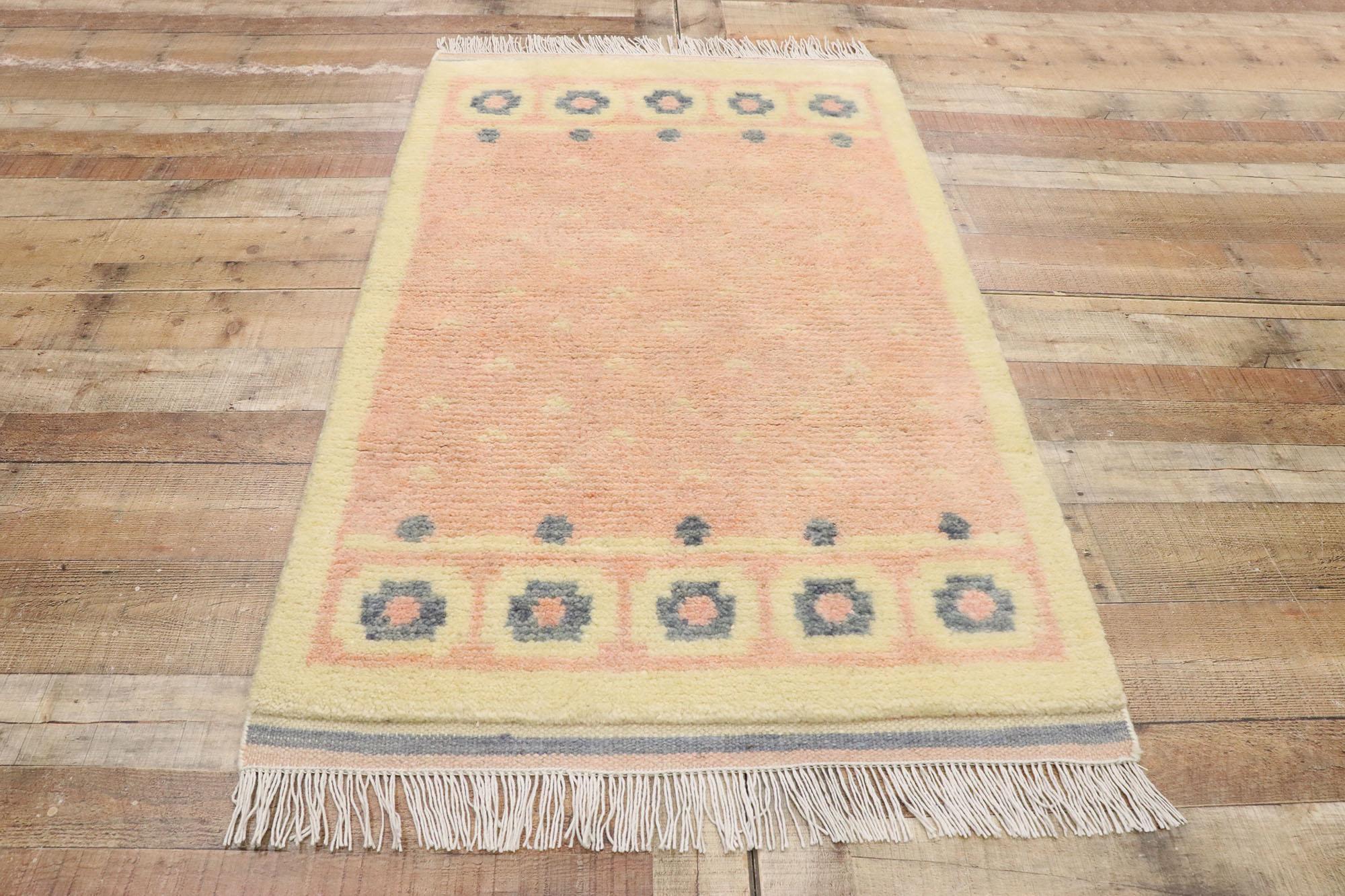 New Contemporary Moroccan Style Rug with Scandinavian Modern Design For Sale 1
