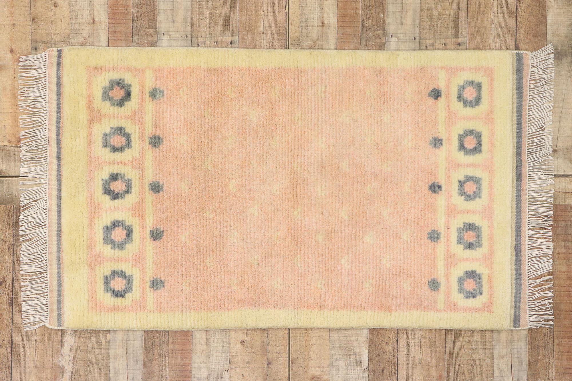 New Contemporary Moroccan Style Rug with Scandinavian Modern Design For Sale 2