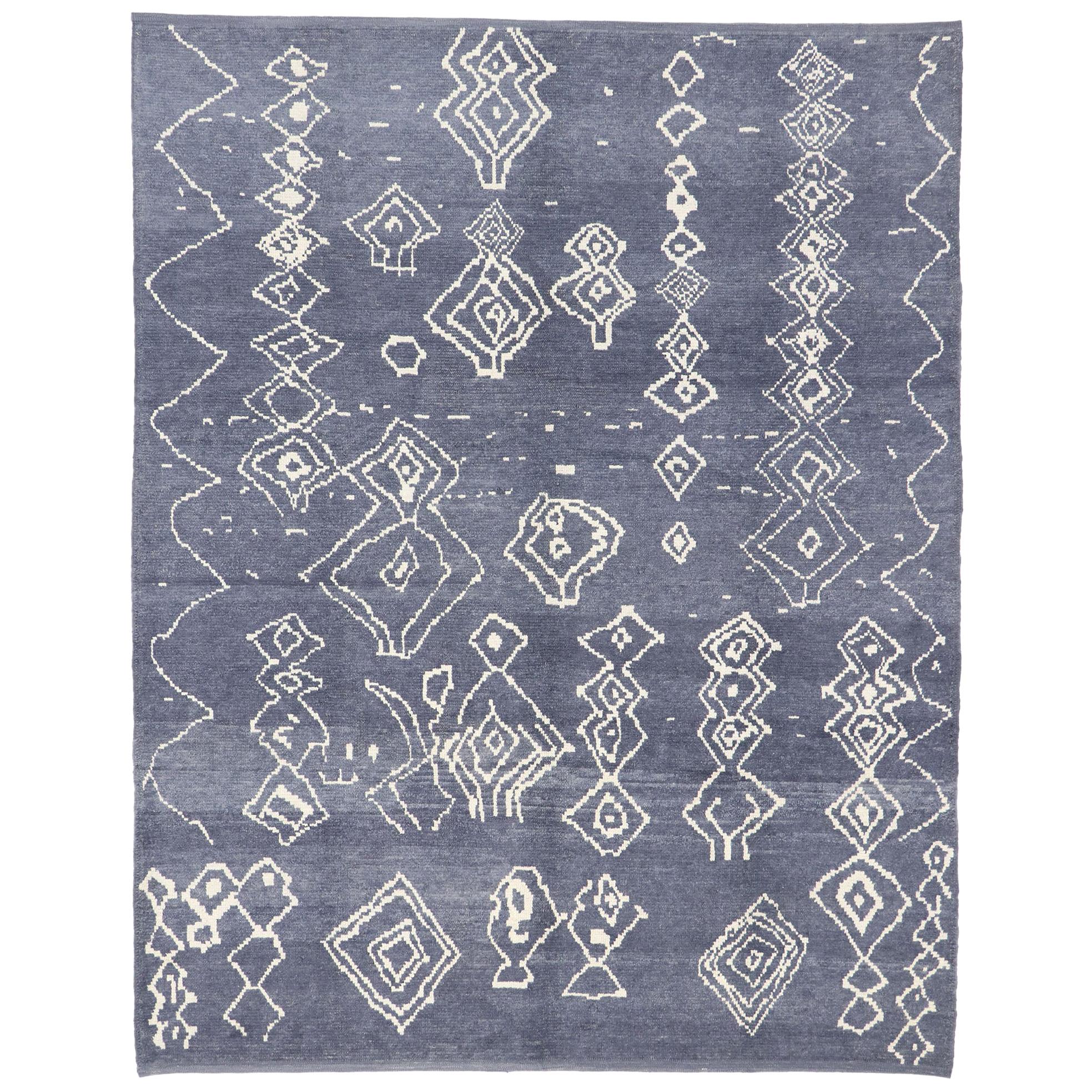 Zeitgenössischer zeitgenössischer Teppich im marokkanischen Stil mit Stammesmotiv