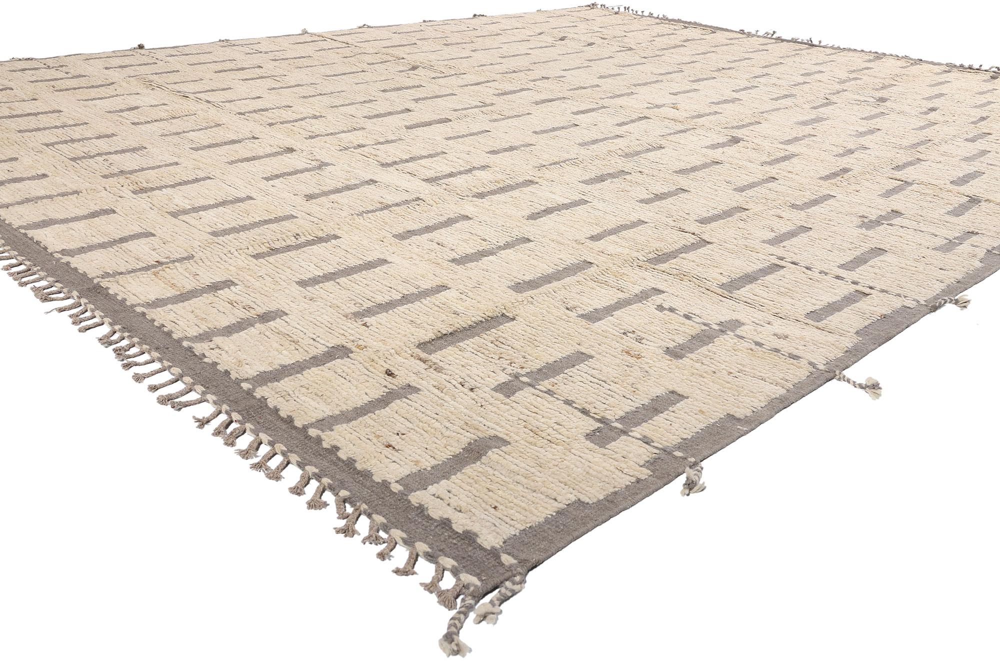 81164 New Organic Modern Bauhaus Moroccan Rug, 12'02 x 15'01. Questo tappeto marocchino organico moderno Bauhaus, annodato a mano e proveniente dal Pakistan, fonde magnificamente la semplicità geometrica con l'arte funzionale. Il design è