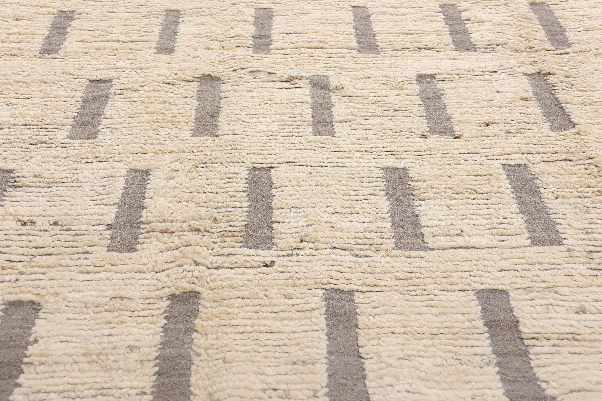 Annodato a mano Il nuovo tappeto marocchino contemporaneo con texture in stile mid-century modern in vendita