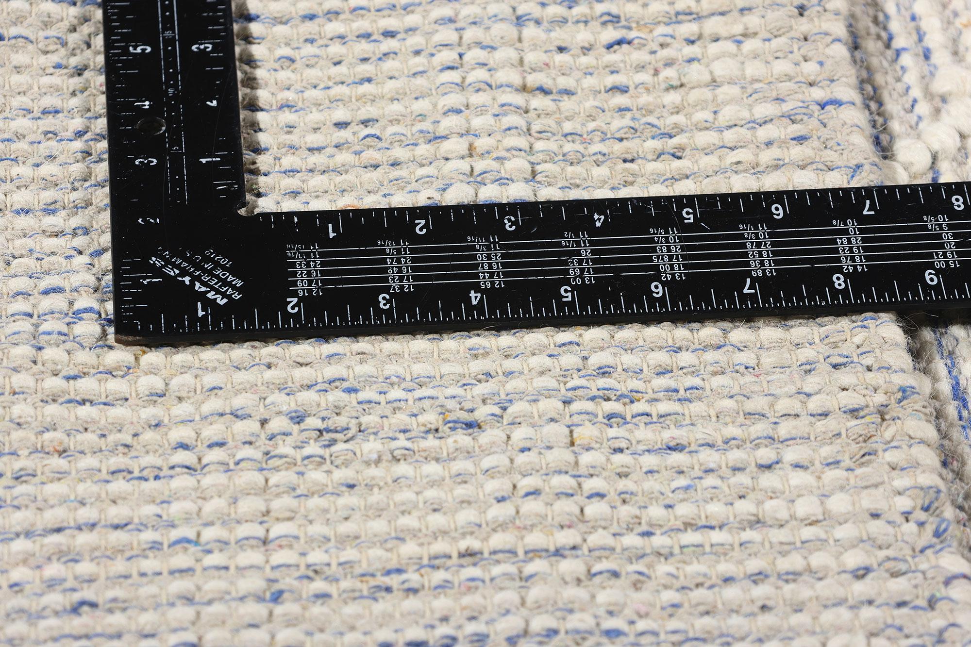 New Contemporary Moroccan Textured High-Low Rug In New Condition For Sale In Dallas, TX