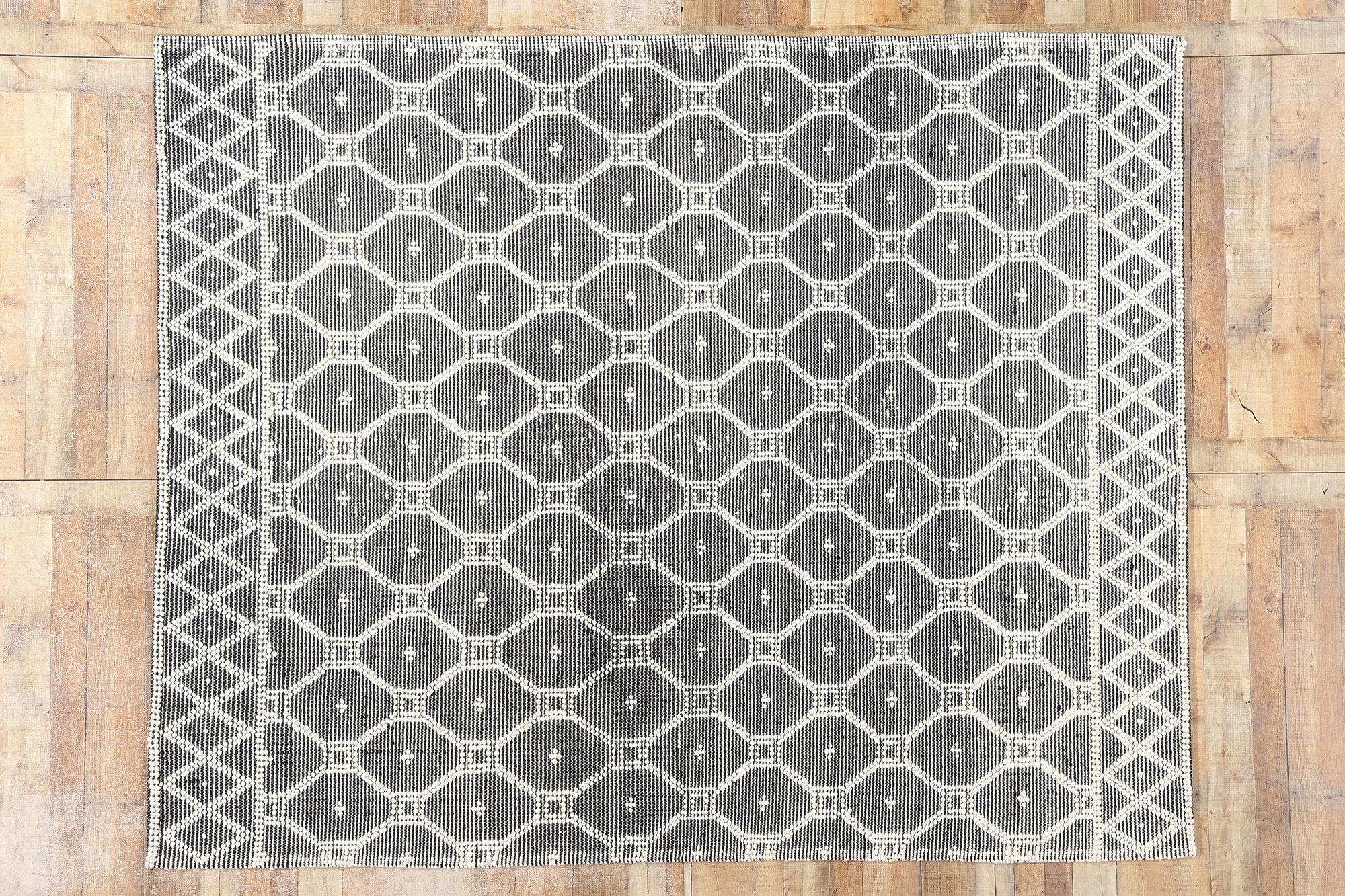 New Contemporary Moroccan Textured High-Low Rug (Tapis à haute teneur en eau) en vente 1