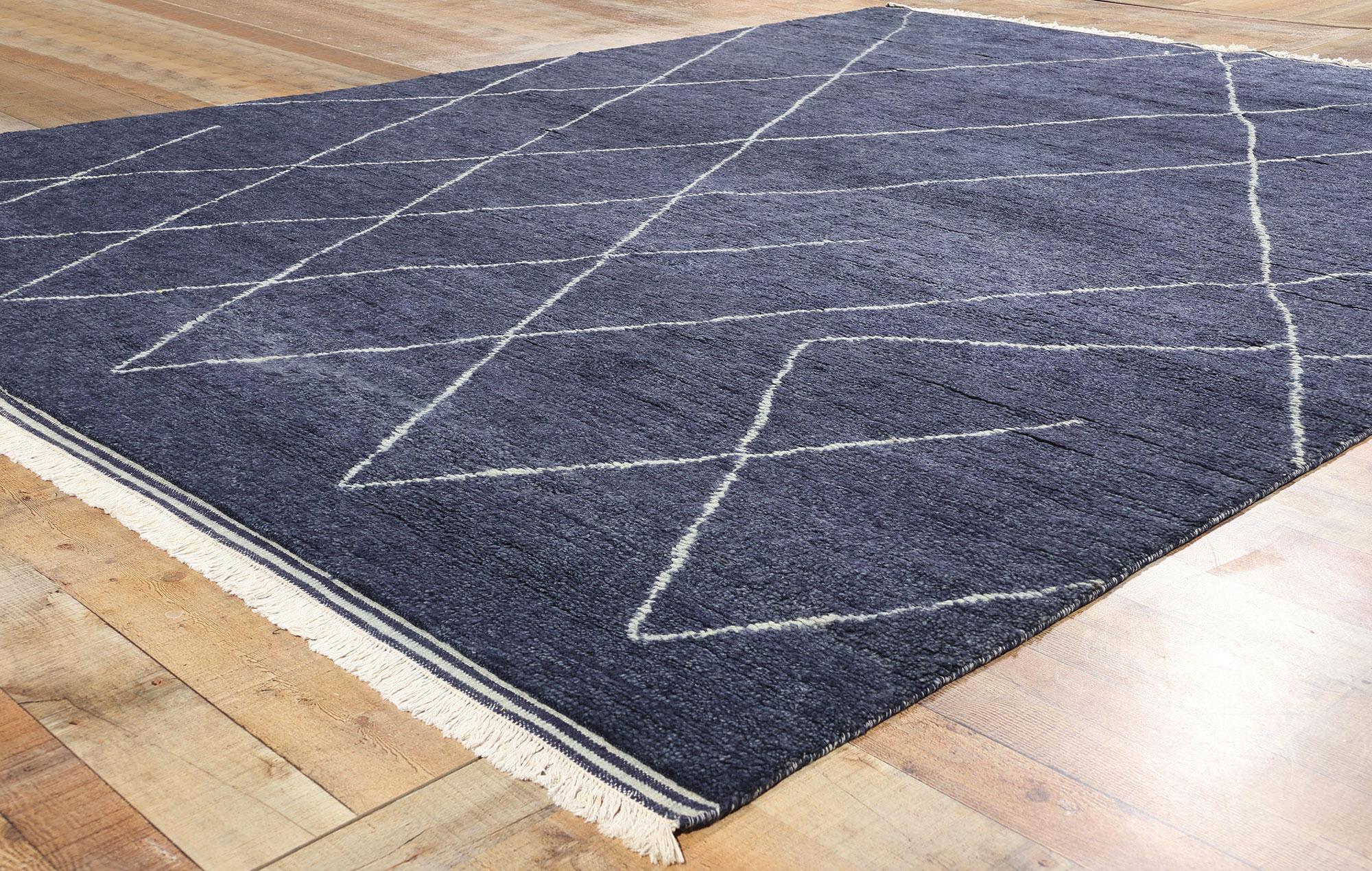 Nueva alfombra marroquí contemporánea azul marino Siglo XXI y contemporáneo en venta