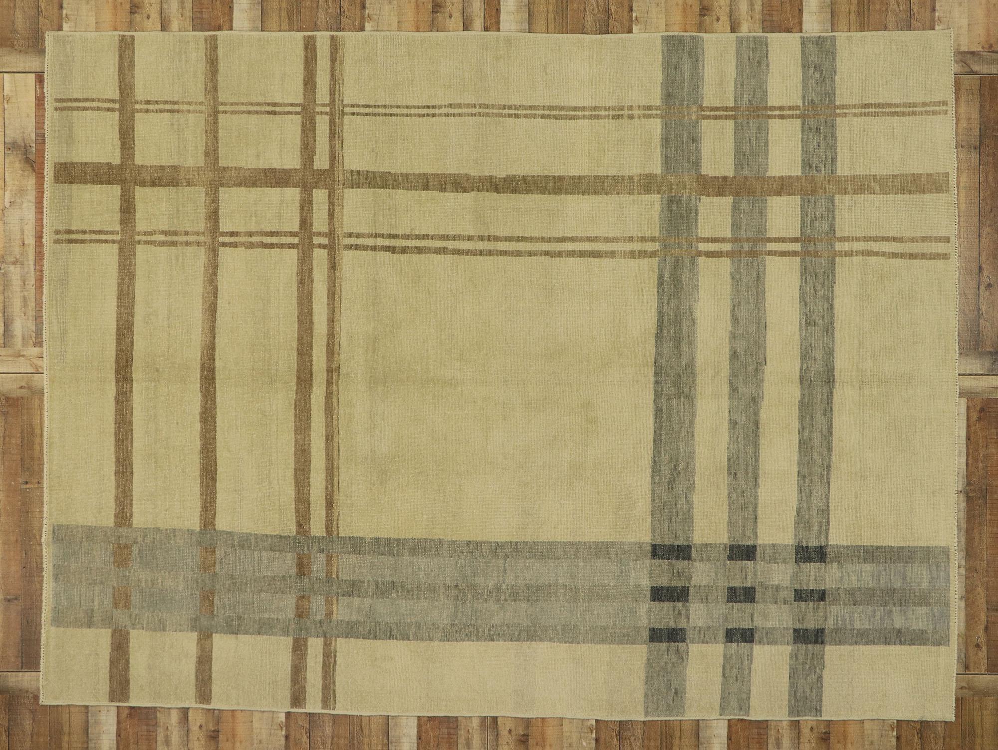 New Neutral Plaid Tartan Rug with Ivy League Style In New Condition For Sale In Dallas, TX