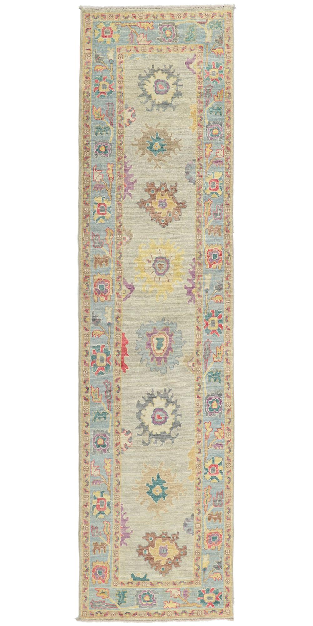 Nouvelle moquette contemporaine en oushak avec un style transitionnel et des couleurs pastel douces en vente 3