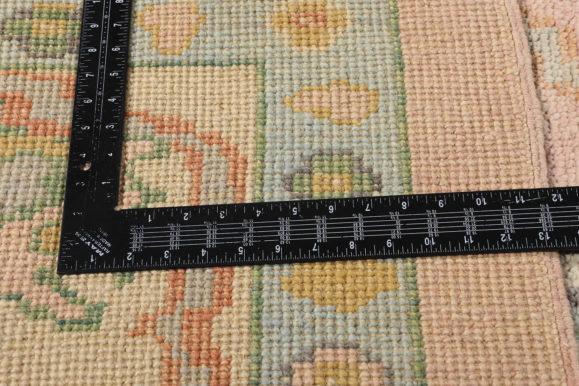 XXI secolo e contemporaneo Tappeto moderno Oushak rosa con stile provinciale francese &New in vendita