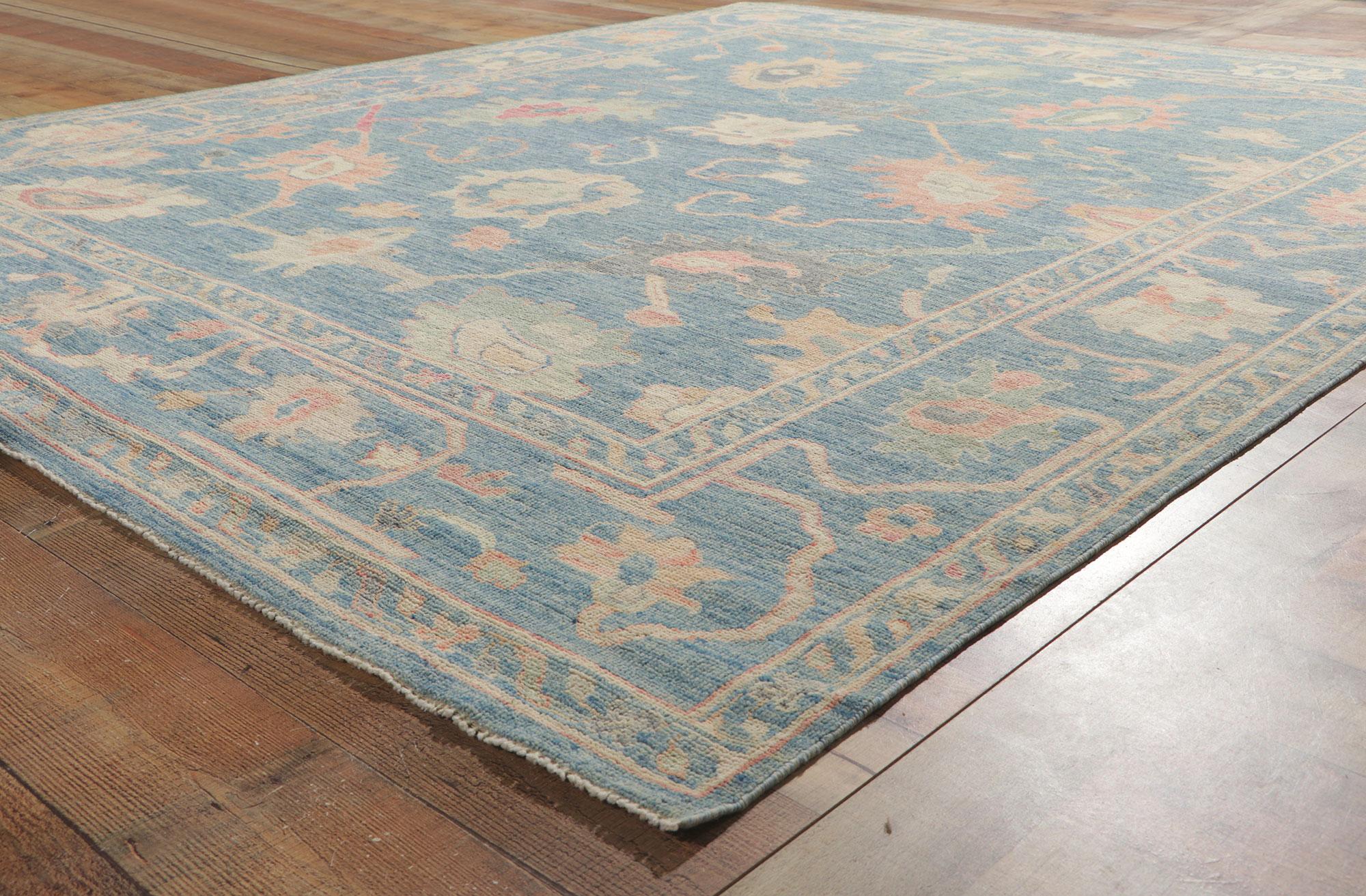 Zeitgenössischer Oushak-Teppich im Angebot 2