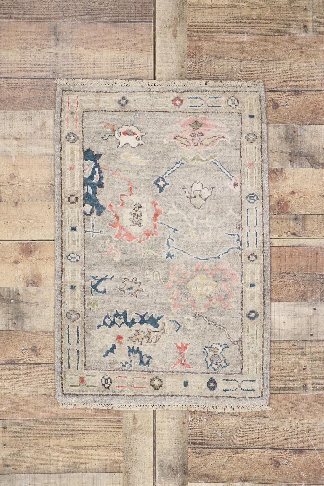 New Contemporary Oushak Rug with Modern Style In New Condition In Dallas, TX