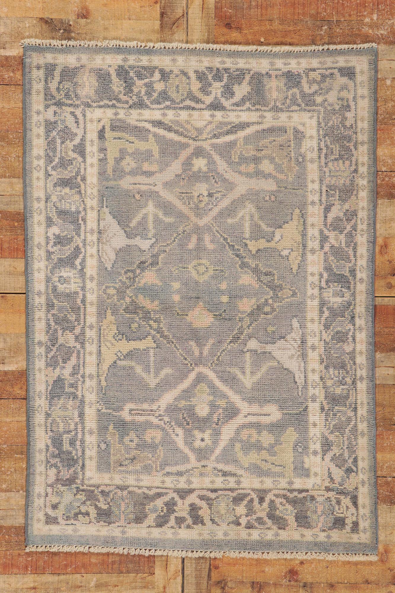 New Contemporary Oushak Rug with Modern Style For Sale 3