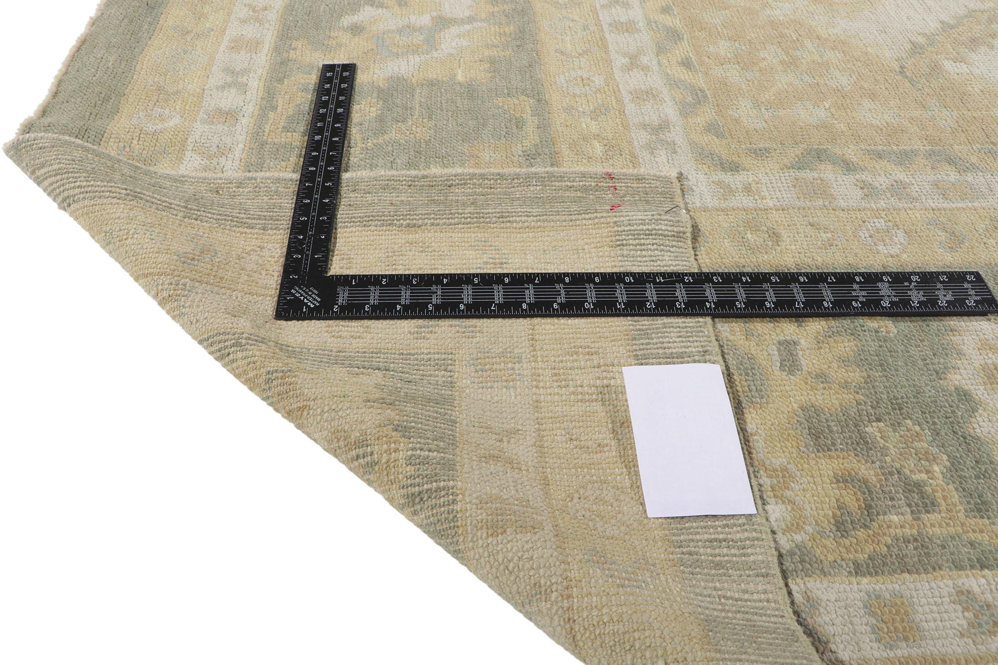 New Contemporary Oushak Rug with Modern Traditional Style In New Condition For Sale In Dallas, TX