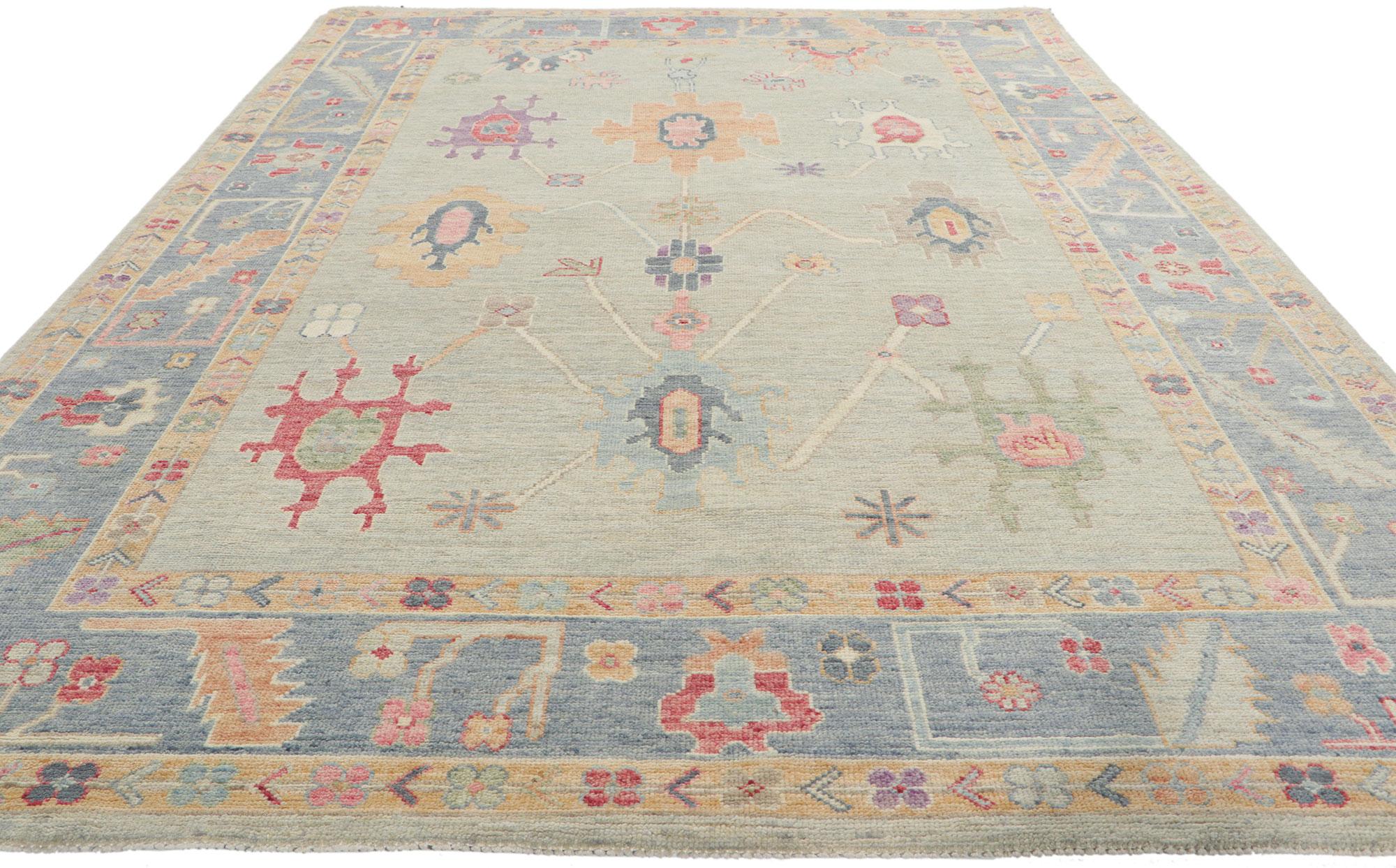 Pakistani New Contemporary Oushak Rug with Soft Colors For Sale