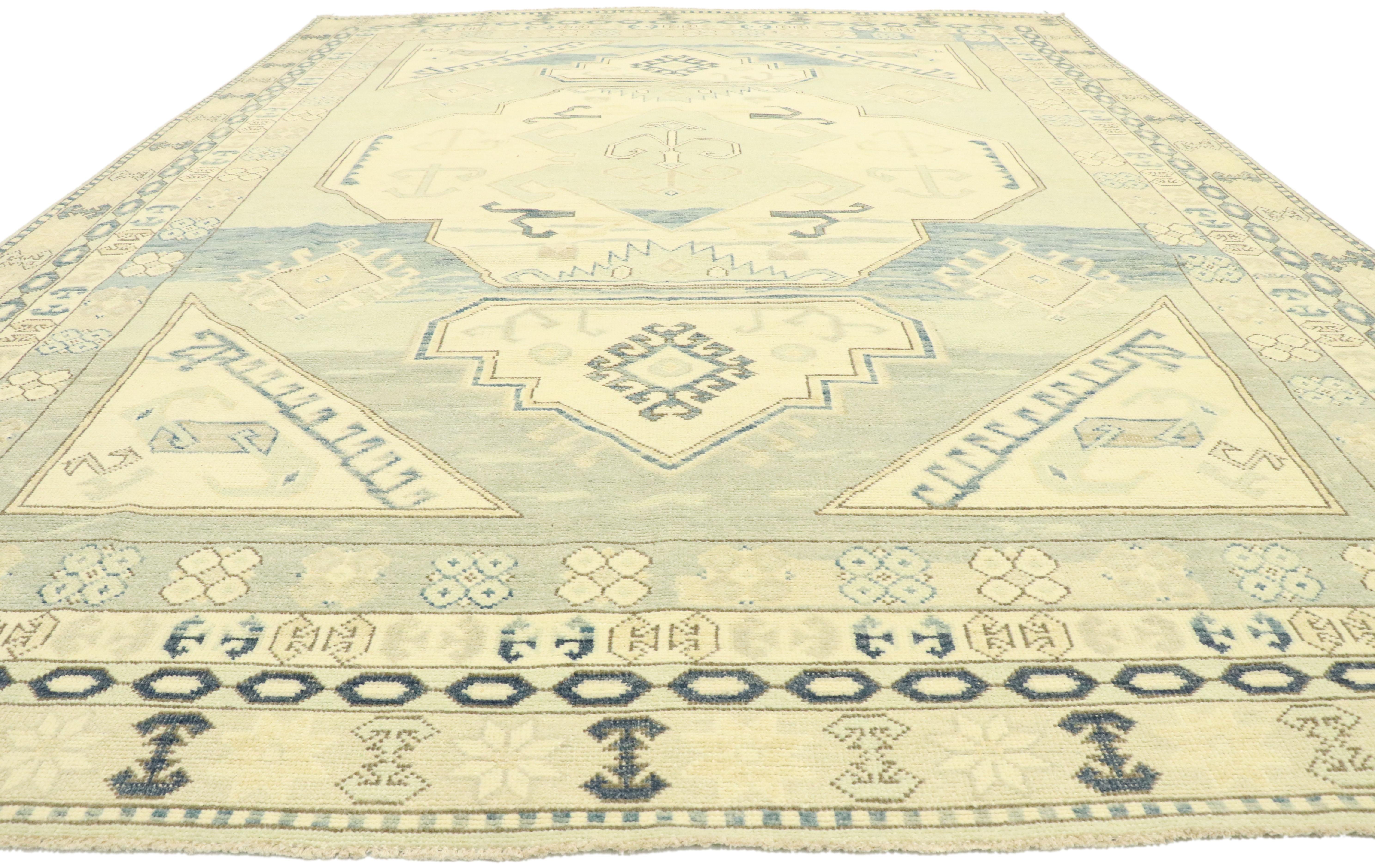 Pakistani New Contemporary Oushak Rug with Transitional British Colonial Style For Sale