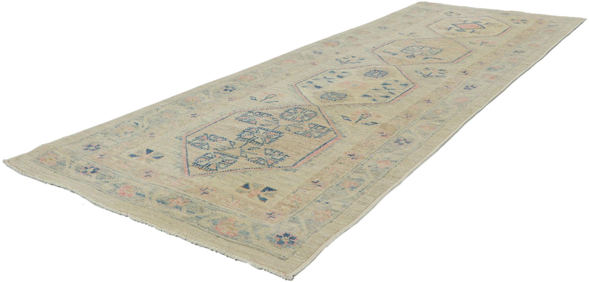 80826 Contemporary Oushak runner, 02'08 x 07'09. Polished and playful, this hand-knotted wool contemporary Contemporary Oushak runner beautifully embodies a modern style. With elements of comfort, modern style and functional versatility, this Oushak