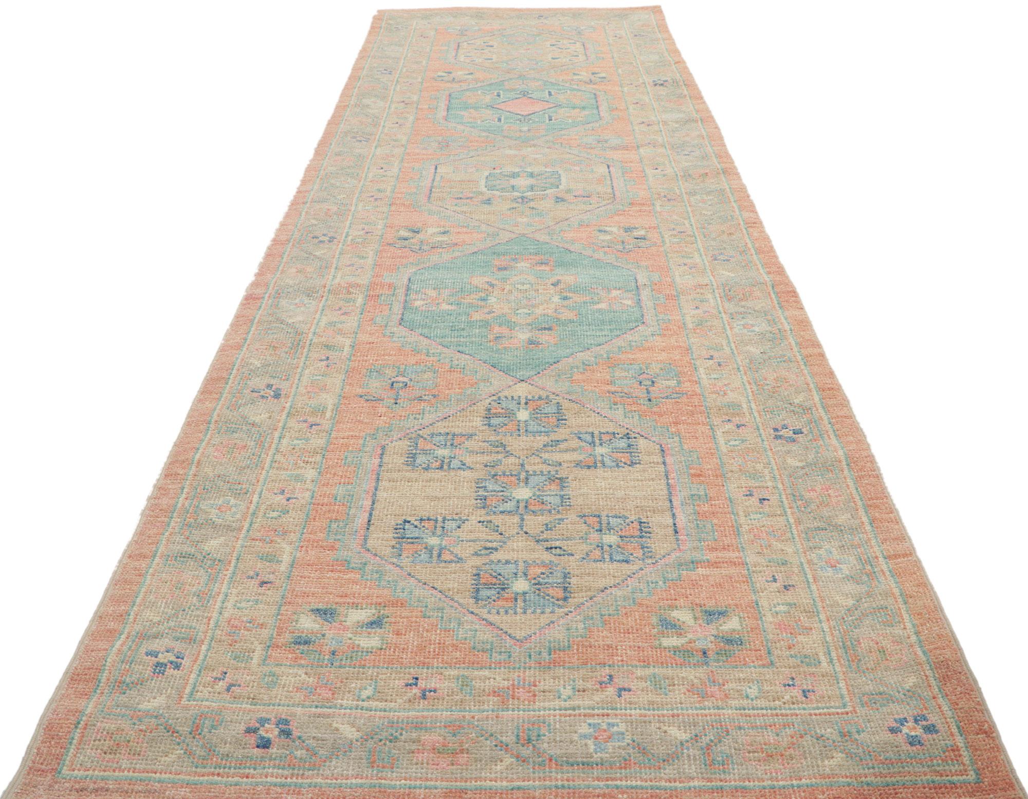 Colorful Modern Oushak Runner, Contemporary Elegance Meets Posh Pastels In New Condition For Sale In Dallas, TX