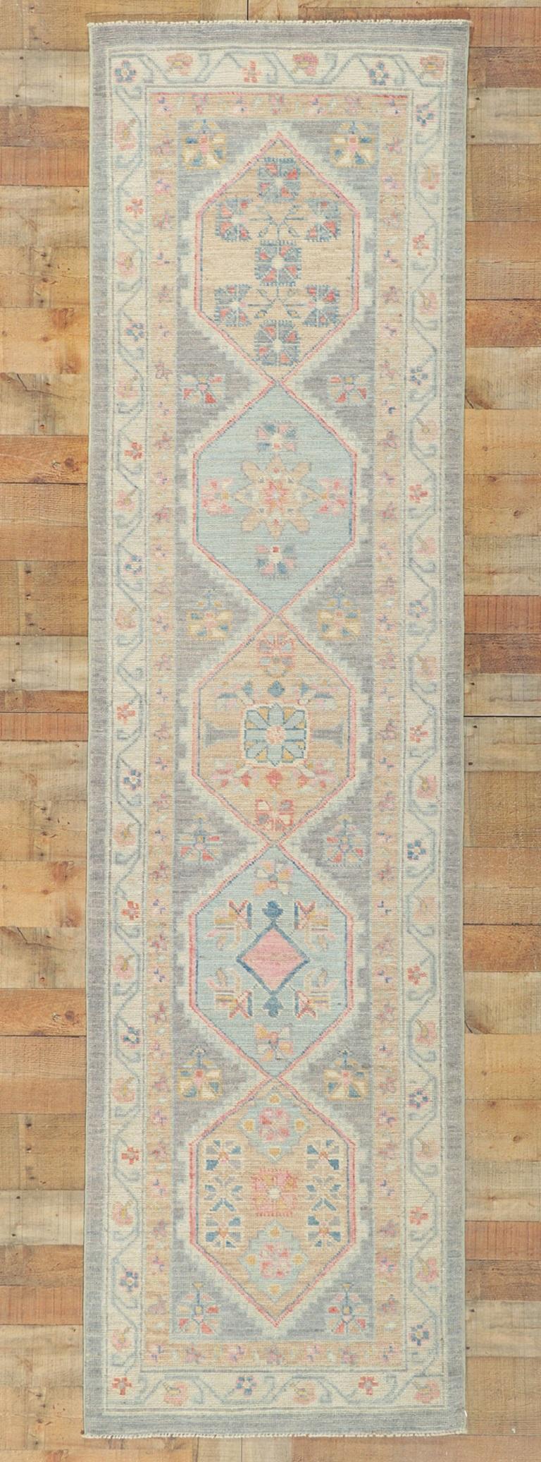 Colorful Modern Oushak Runner, Pleasing Pastels Meet Contemporary Elegance In New Condition For Sale In Dallas, TX